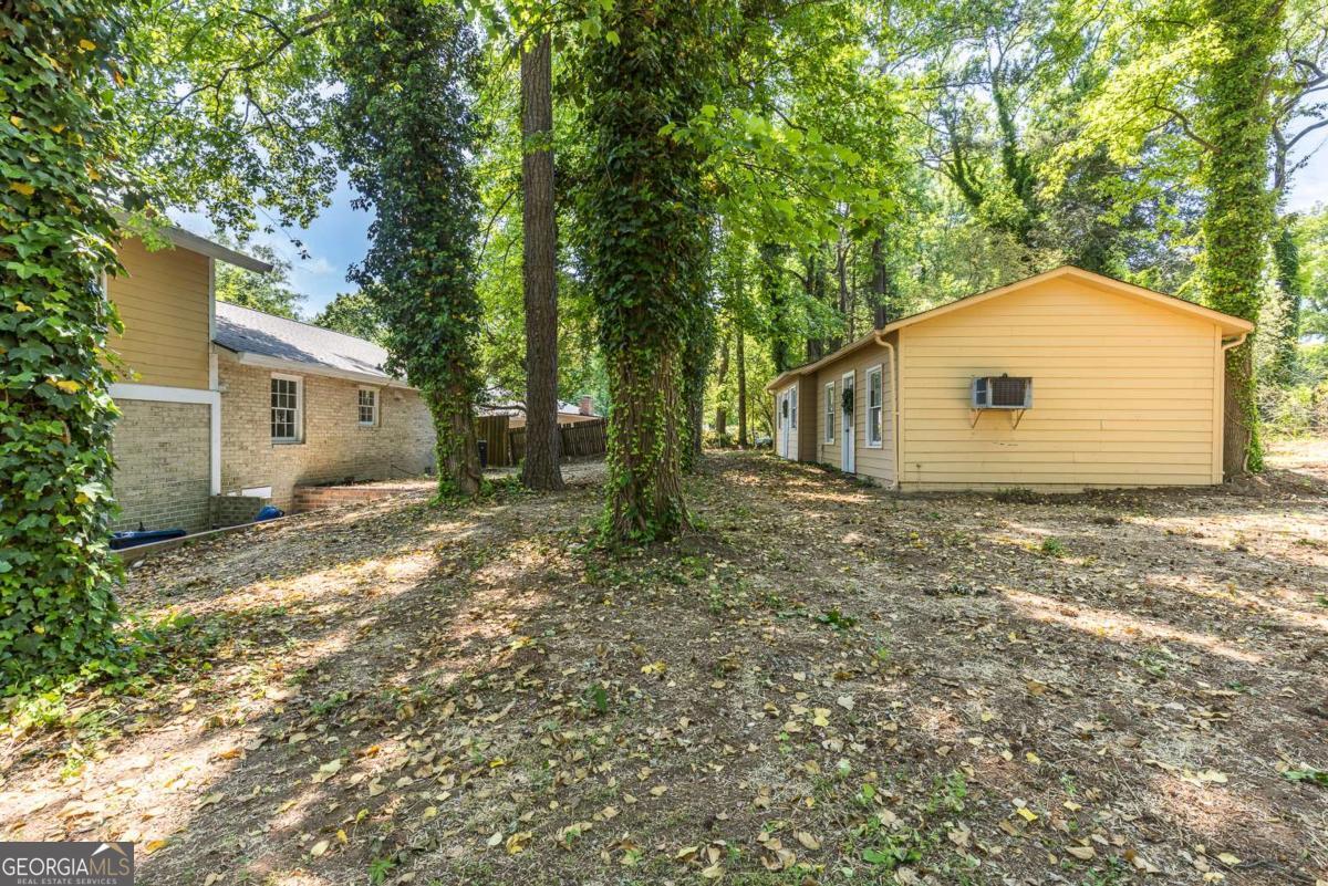 383 Ben Avenue SW Lilburn GA 30047