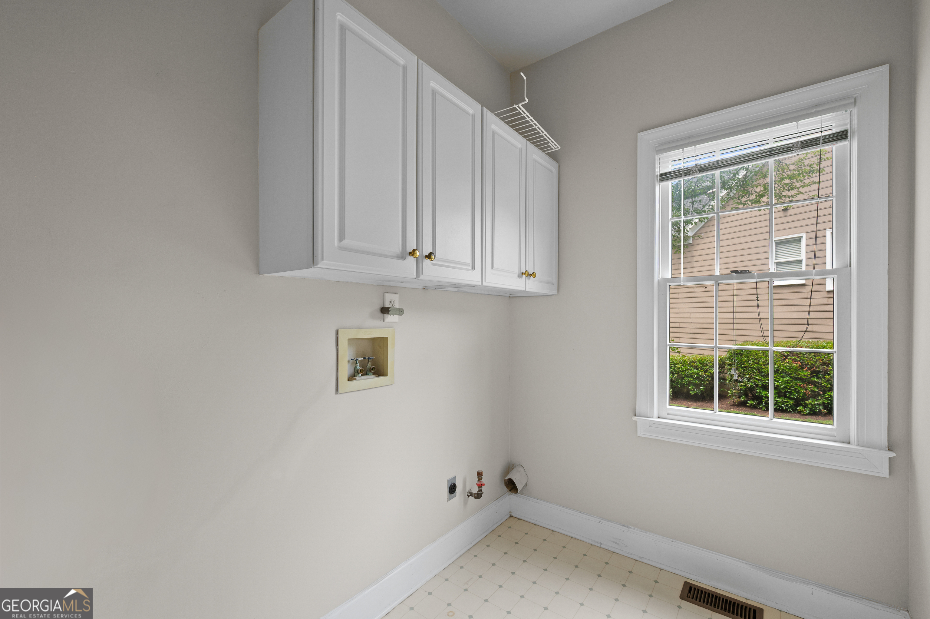 2381 Briarleigh Way Atlanta GA 30338