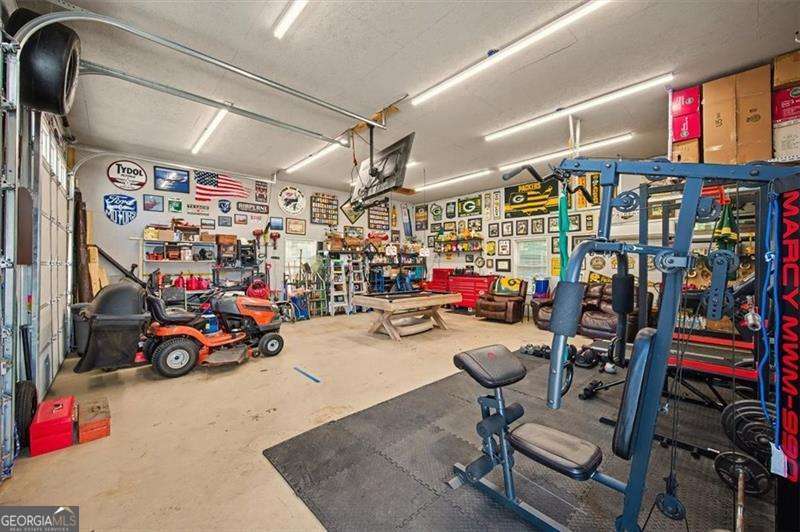 18 Thunderhawk Lane NE Rydal GA 30171