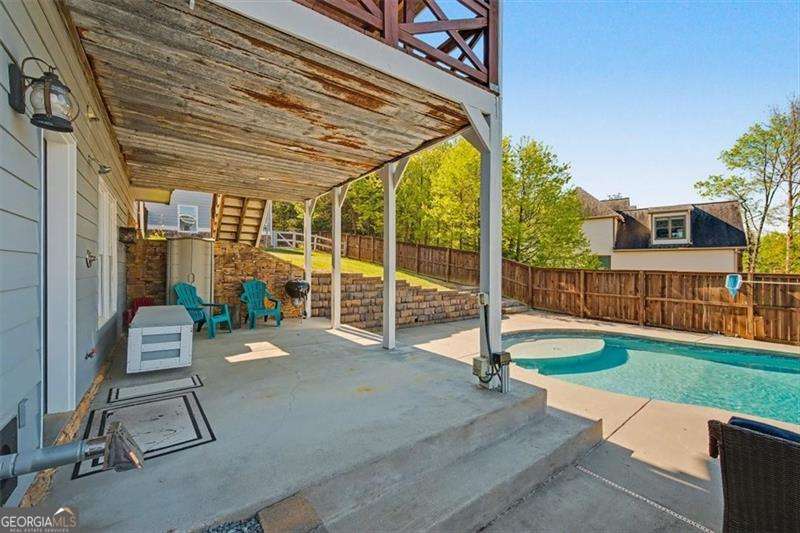 18 Thunderhawk Lane NE Rydal GA 30171