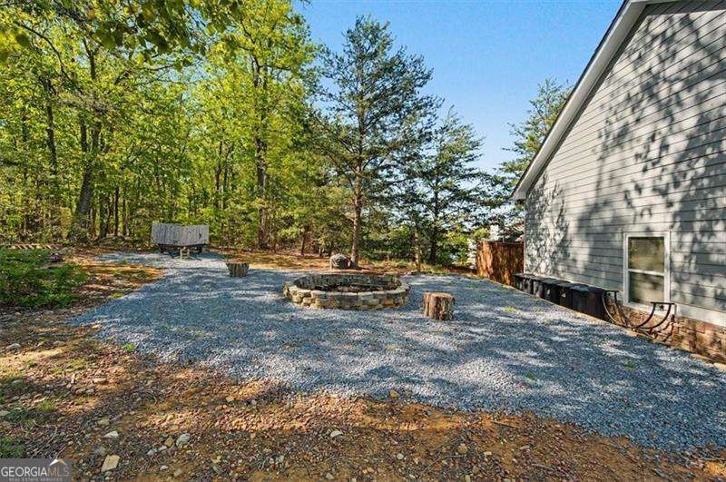 18 Thunderhawk Lane NE Rydal GA 30171