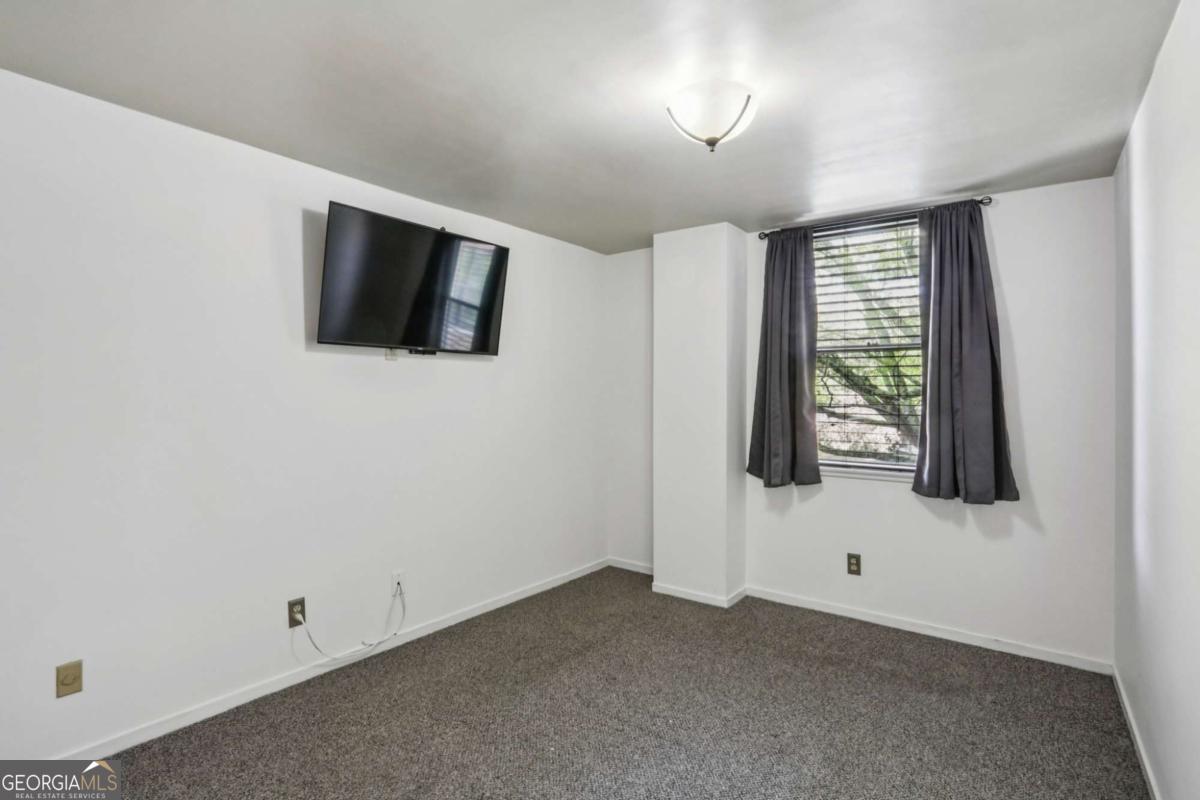 2925 Pharr Court NW Atlanta GA 30305
