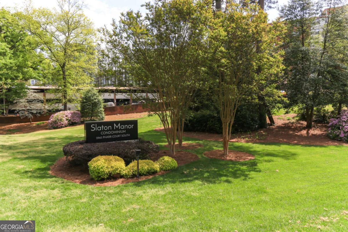 2925 Pharr Court NW Atlanta GA 30305