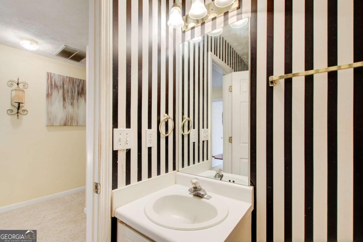 8075 Harmony Lakes Drive Lithonia GA 30058