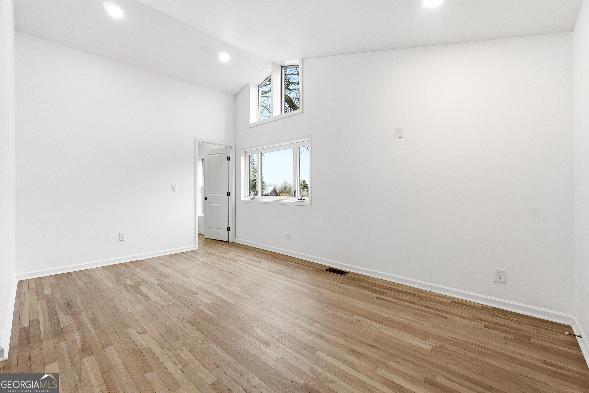 1466 Hardin Avenue Atlanta GA 30337
