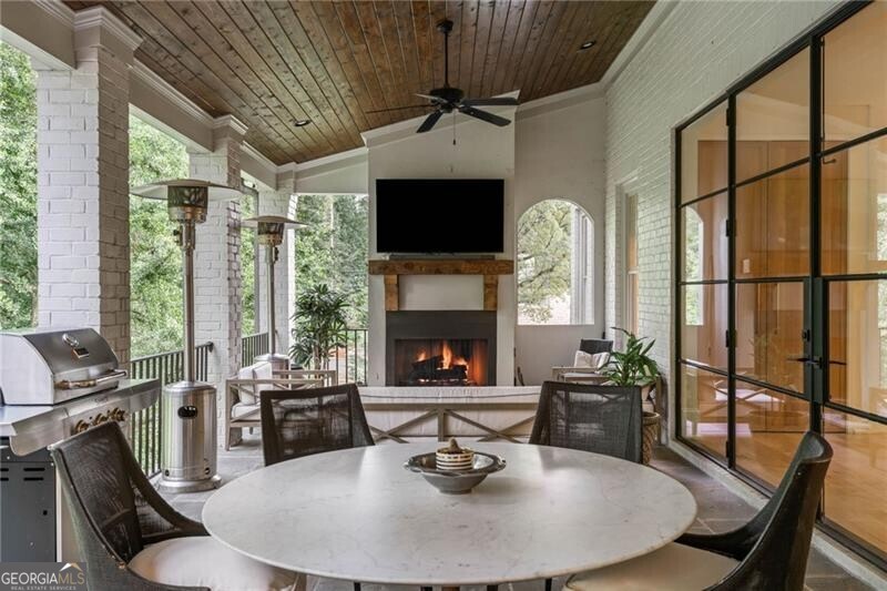 4715 Lake Forrest Drive Atlanta GA 30342