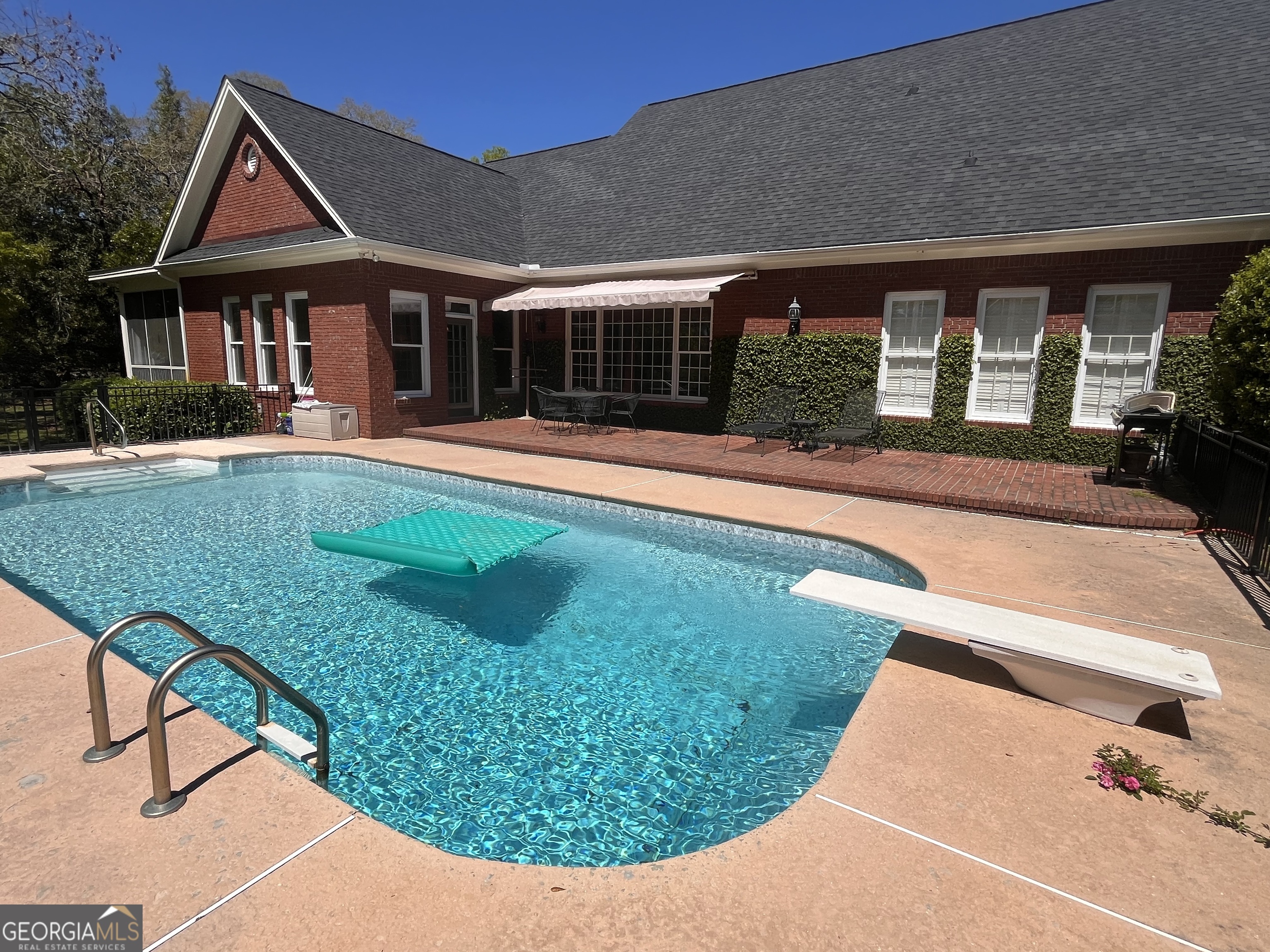 1473 N River Oaks Drive Blackshear GA 31516