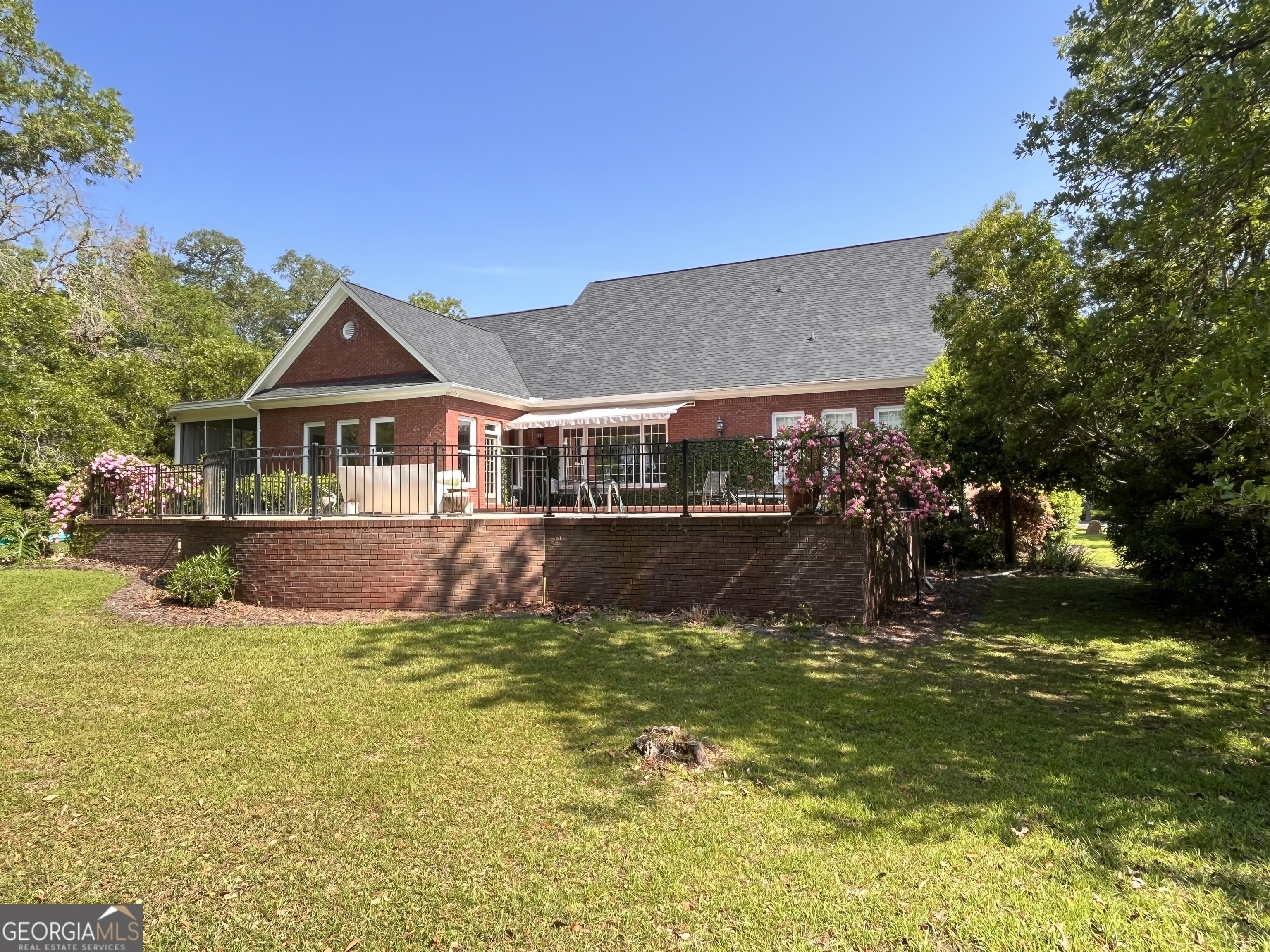 1473 N River Oaks Drive Blackshear GA 31516