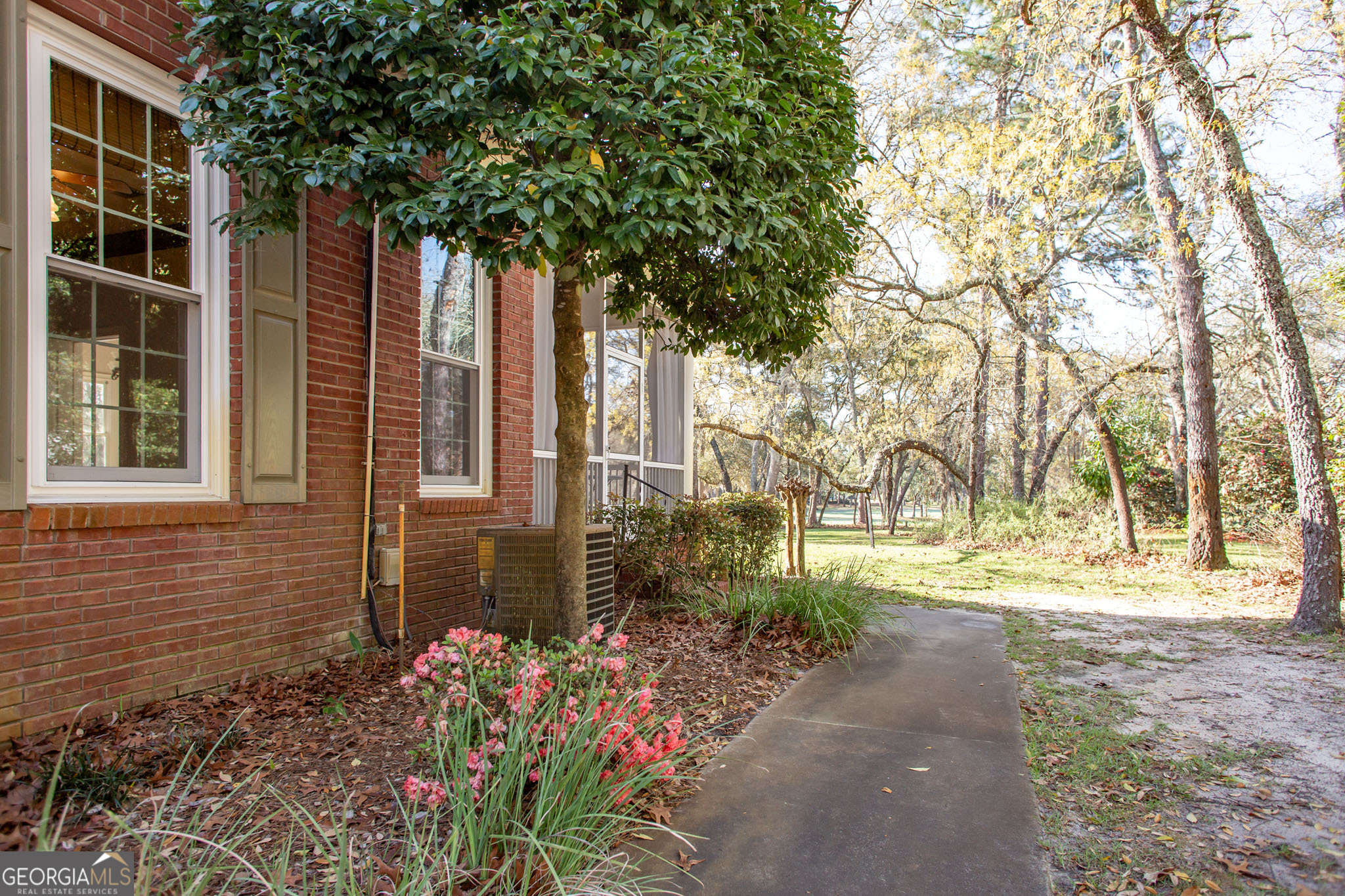 1473 N River Oaks Drive Blackshear GA 31516