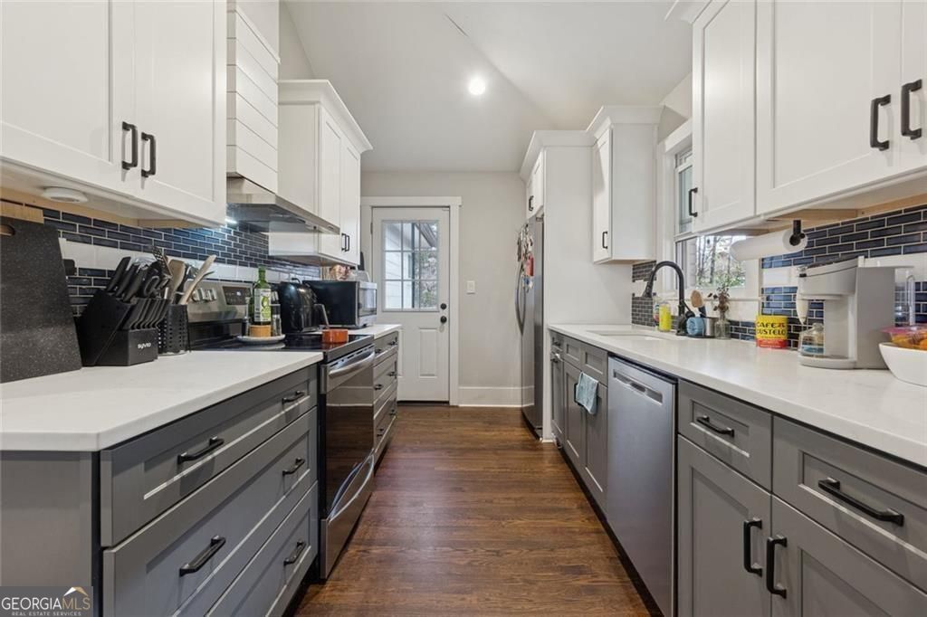 2228 Polar Rock Avenue SW Atlanta GA 30315