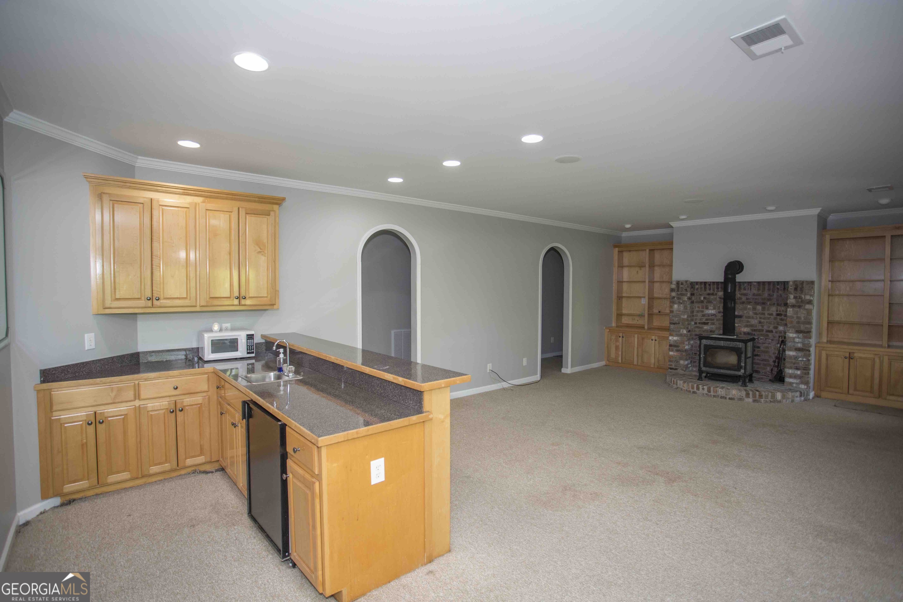 31 Rocky Circle NE White GA 30184