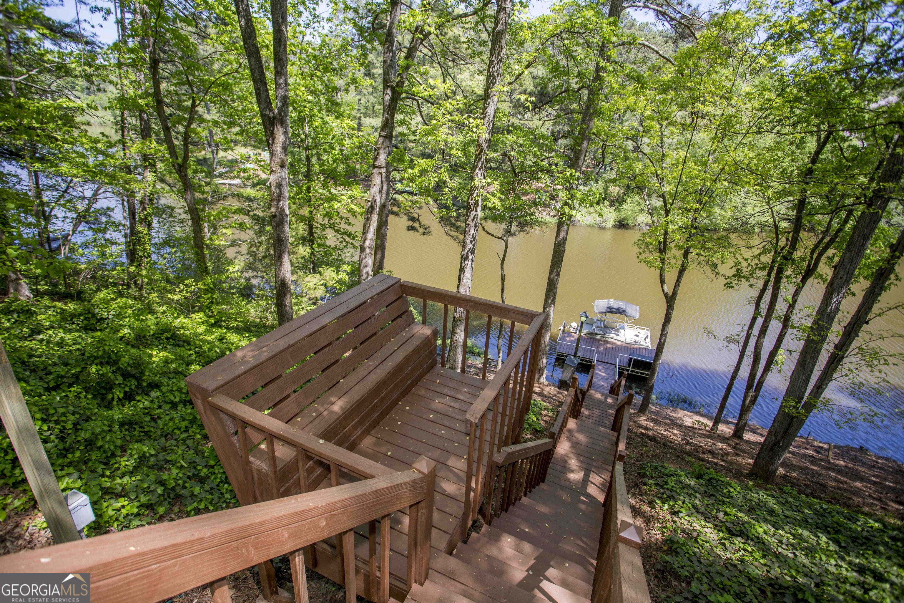 31 Rocky Circle NE White GA 30184