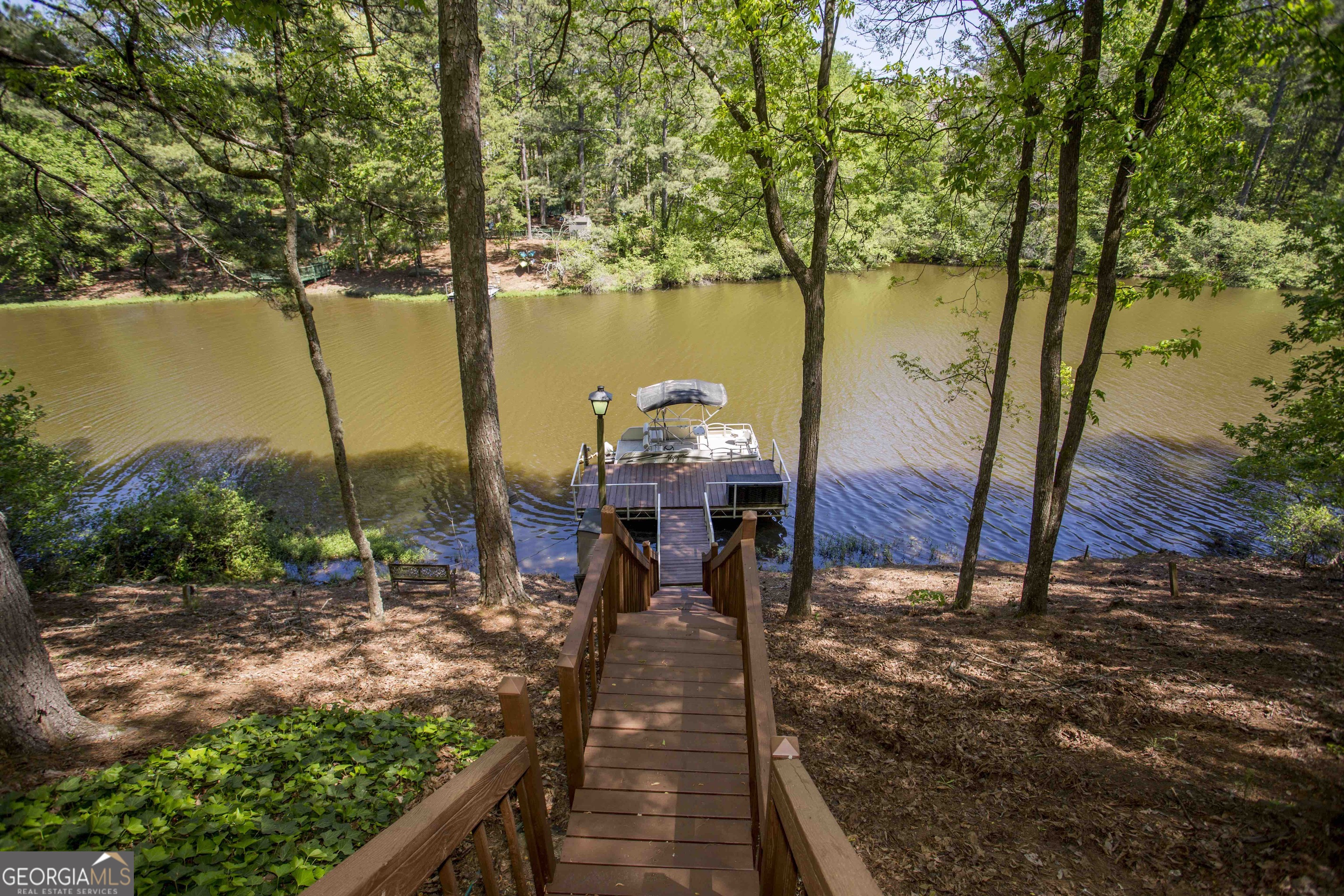 31 Rocky Circle NE White GA 30184