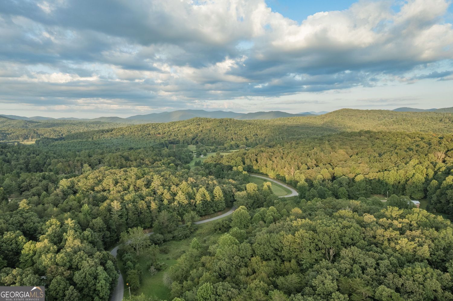 140 Black Oaks Road Cherry Log GA 30522