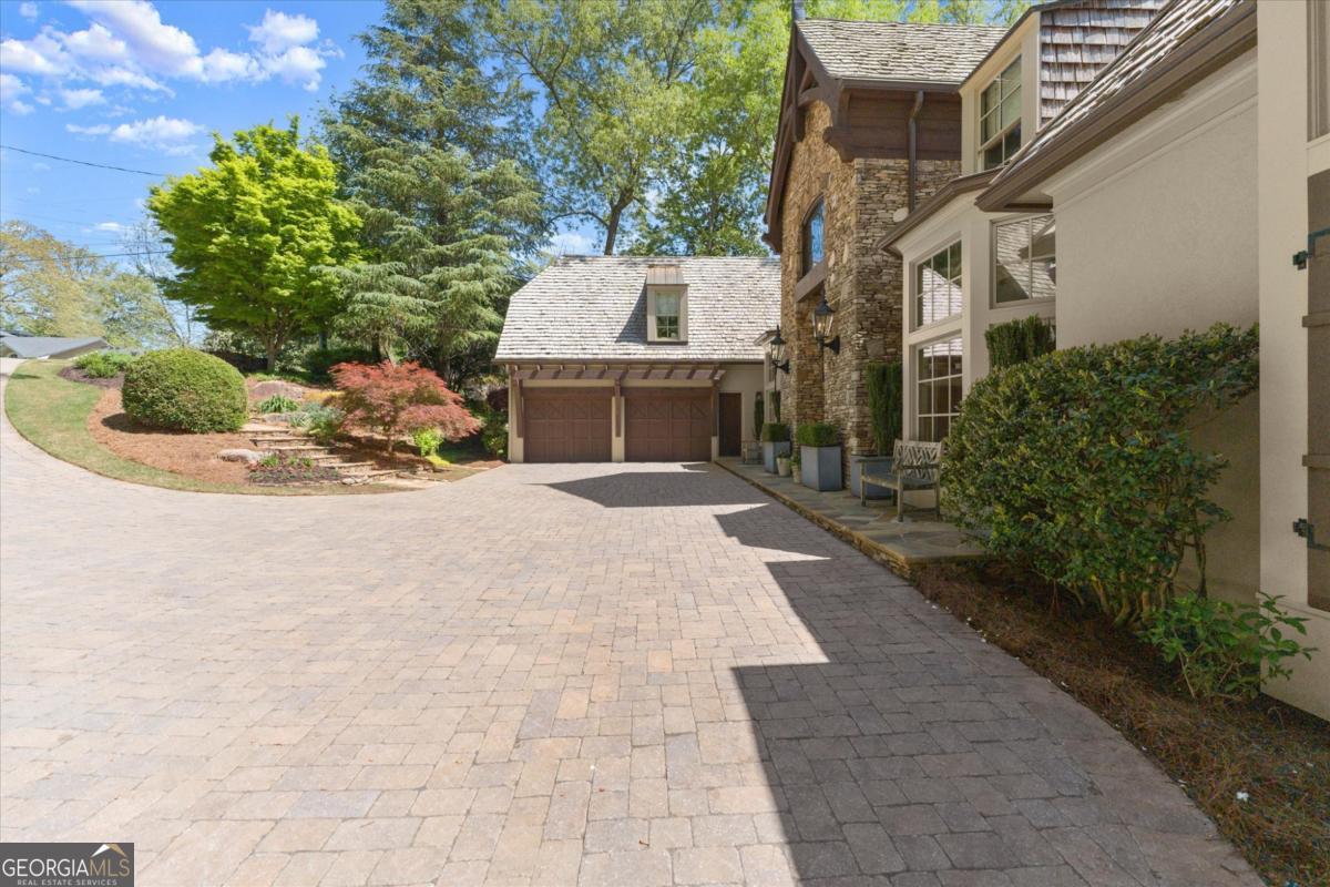 581 Pine Valley Road SE Marietta GA 30067
