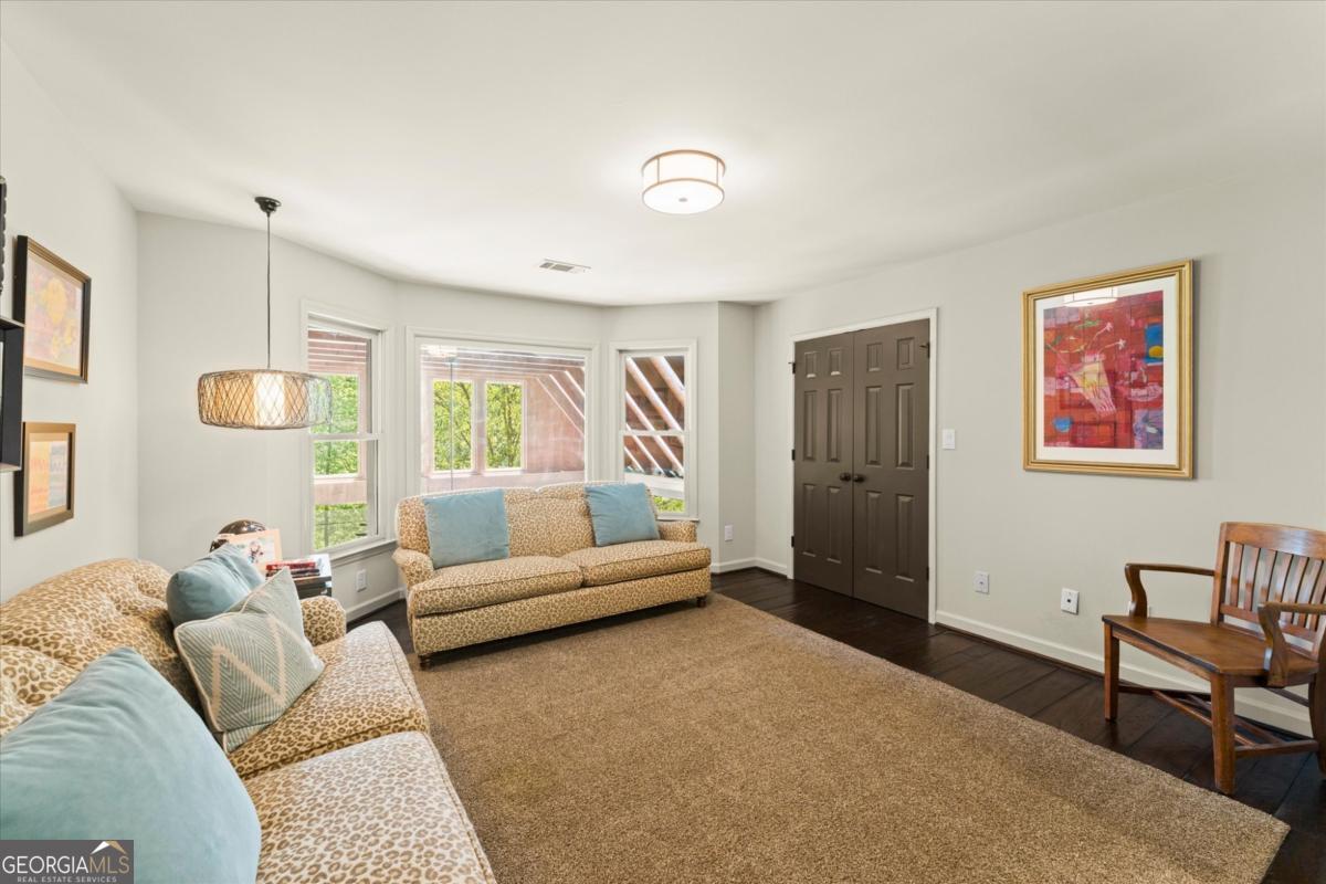 581 Pine Valley Road SE Marietta GA 30067