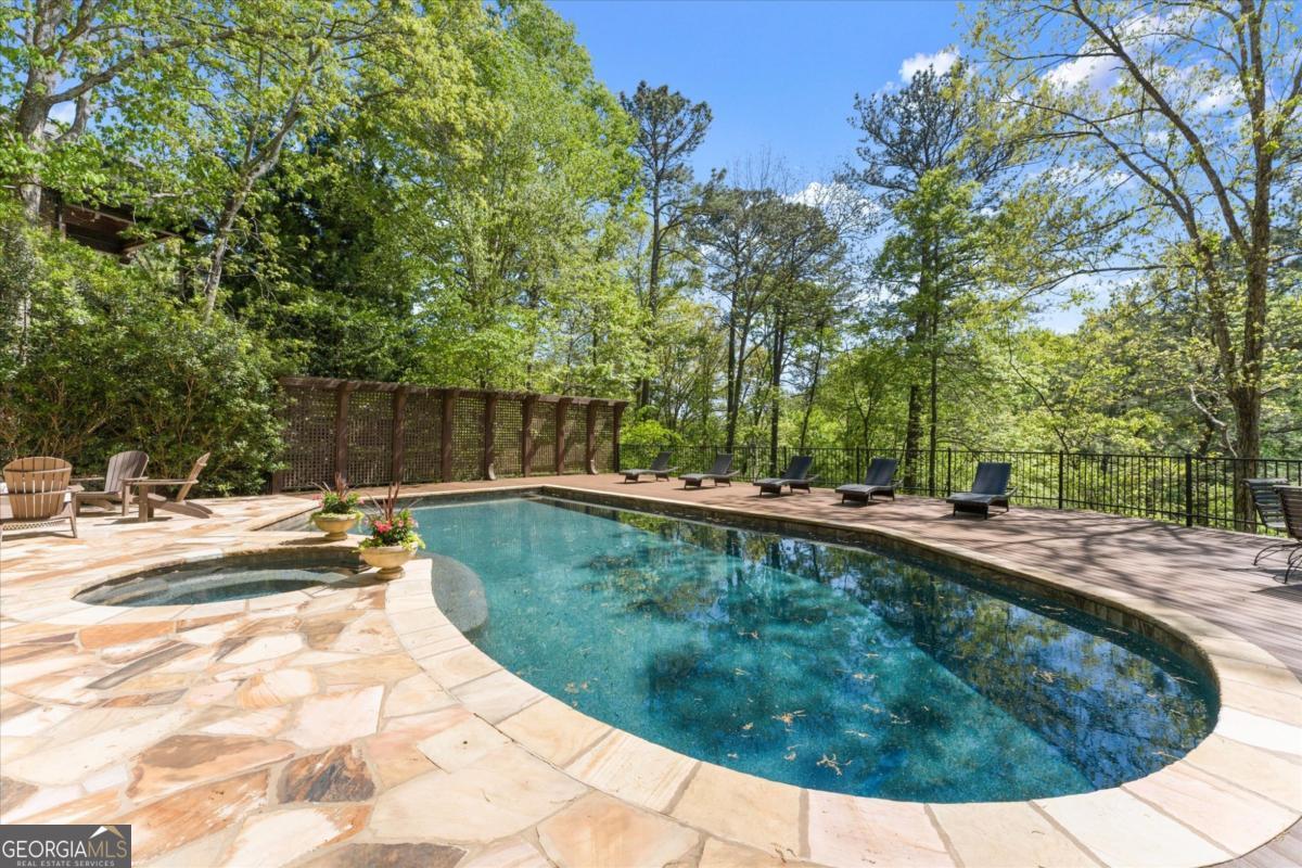 581 Pine Valley Road SE Marietta GA 30067