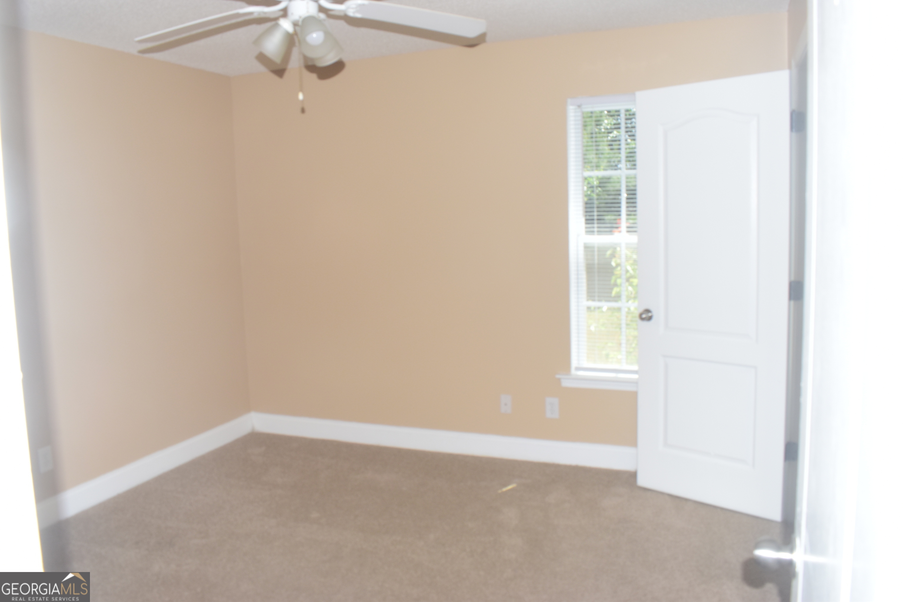 111 Raymond Circle Warner Robins GA 31088