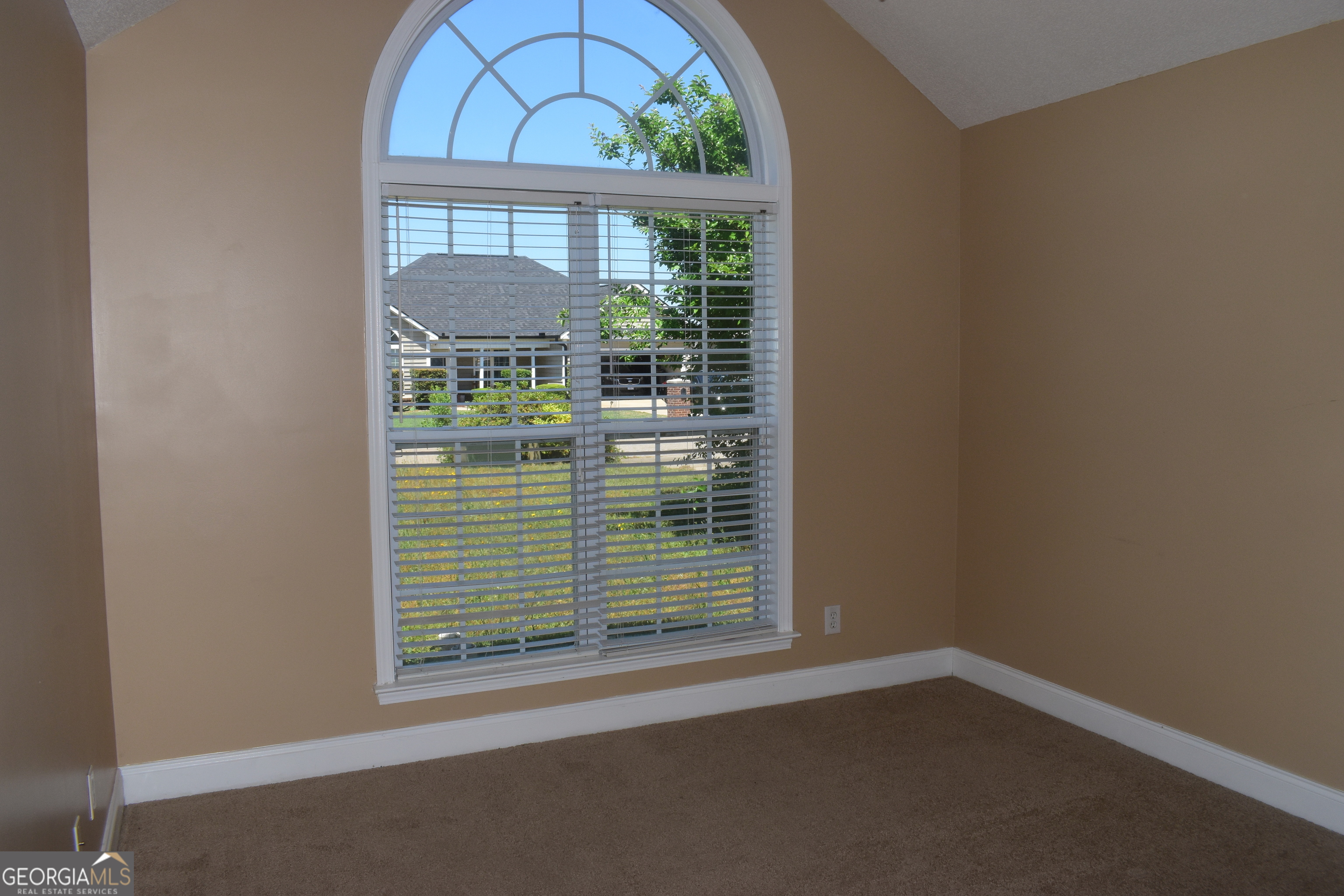111 Raymond Circle Warner Robins GA 31088