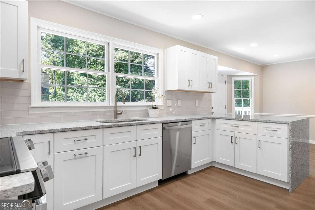 1420 Fieldgreen Overlook Stone Mountain GA 30088