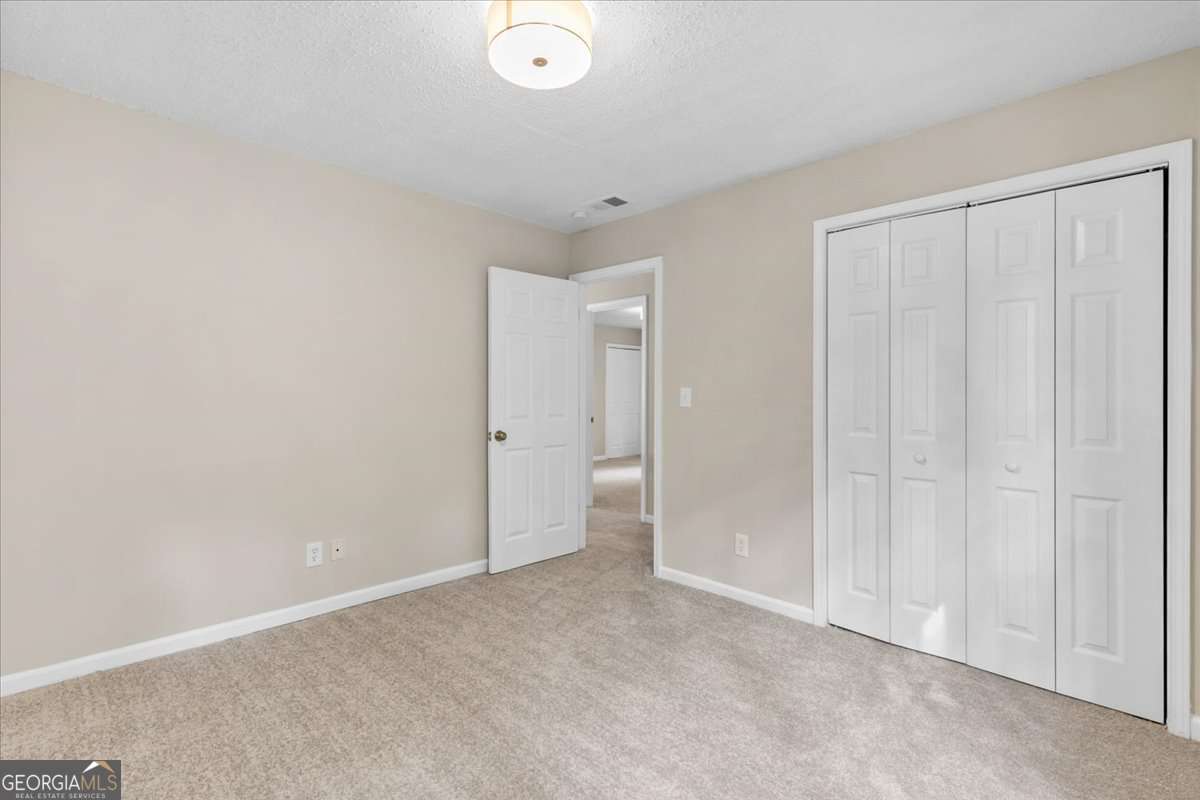 1420 Fieldgreen Overlook Stone Mountain GA 30088