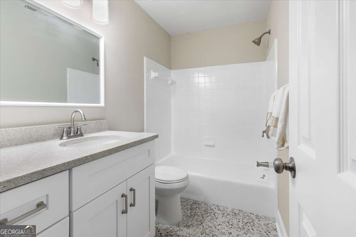 1420 Fieldgreen Overlook Stone Mountain GA 30088