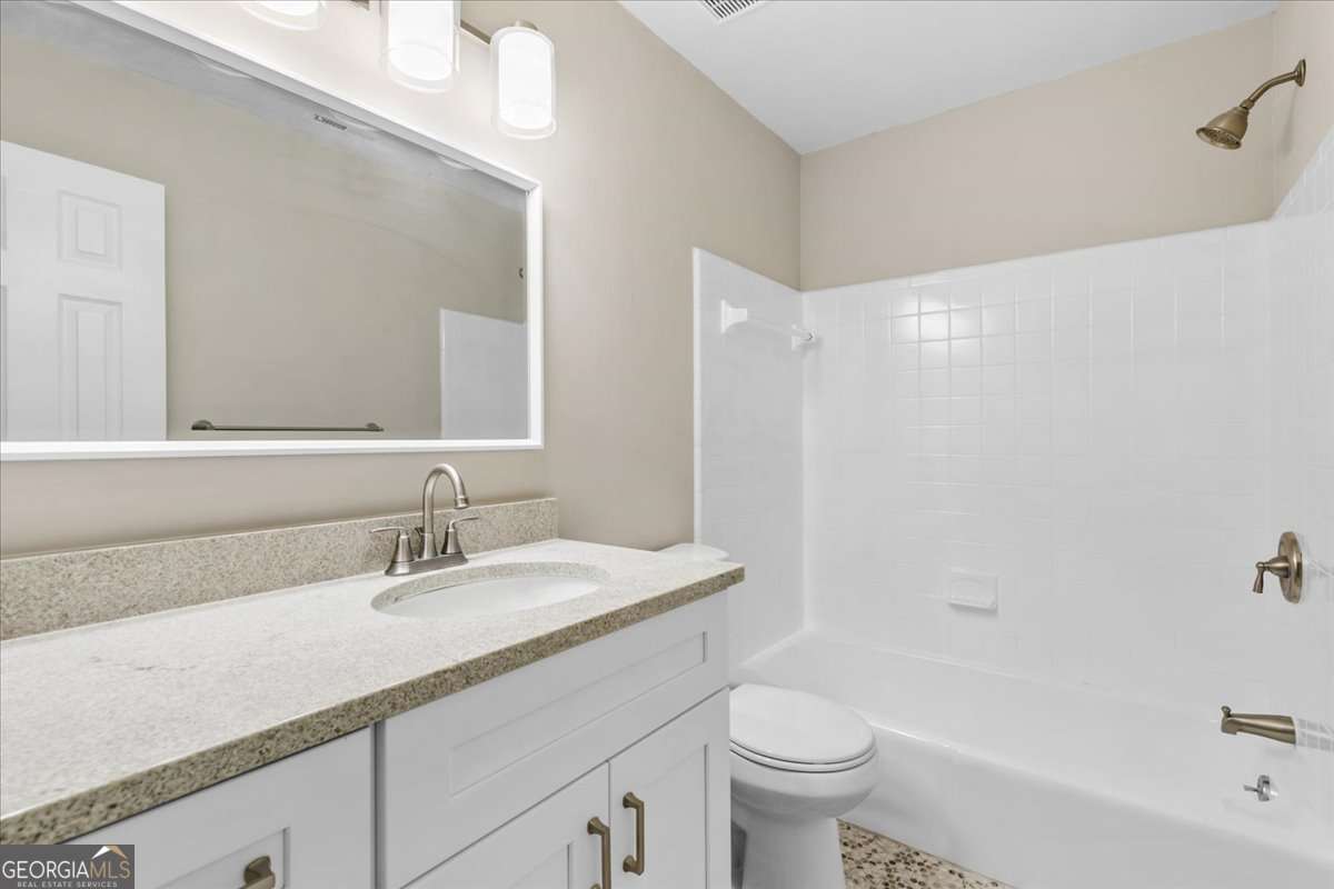 1420 Fieldgreen Overlook Stone Mountain GA 30088