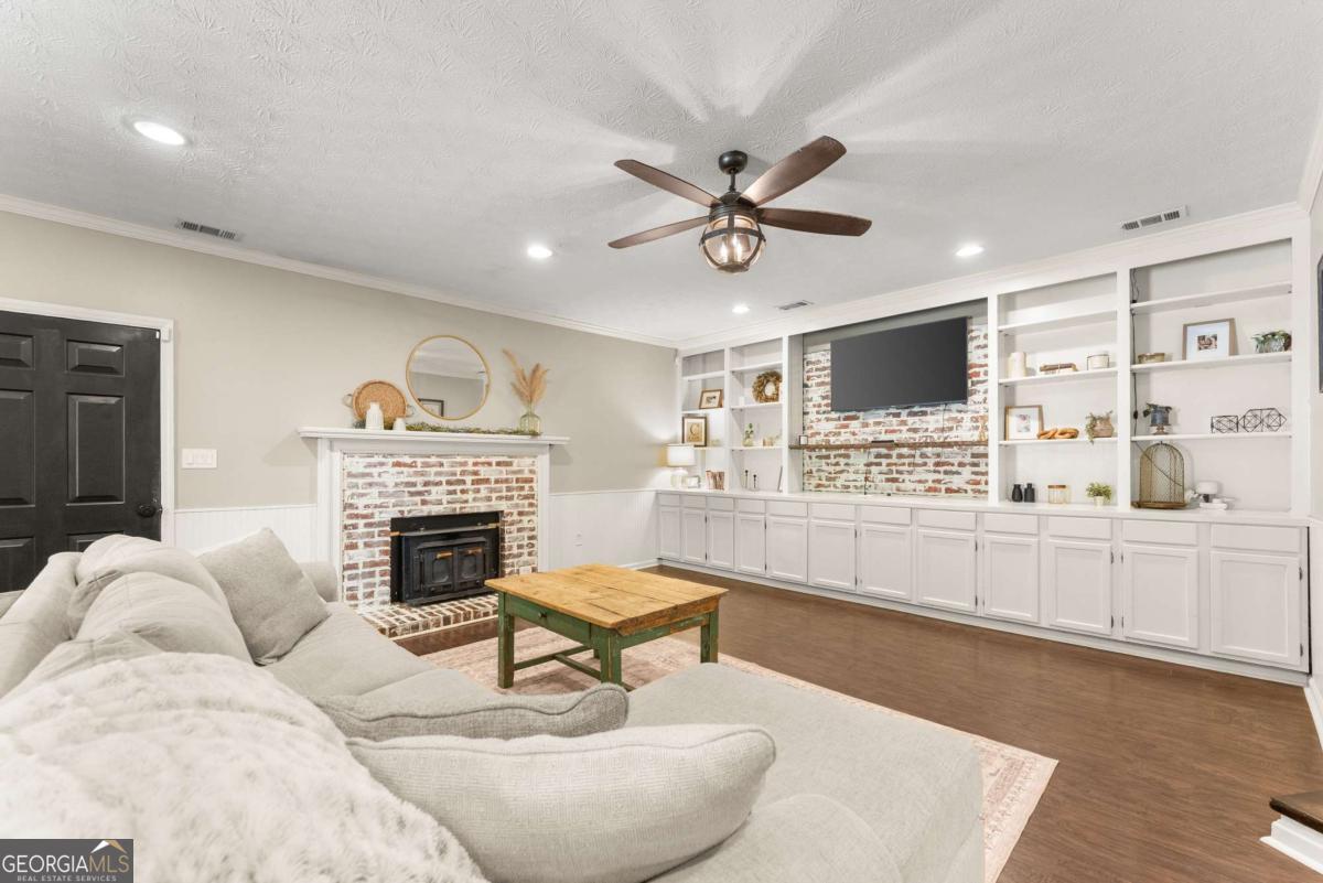 1407 Woodland Circle Gainesville GA 30501