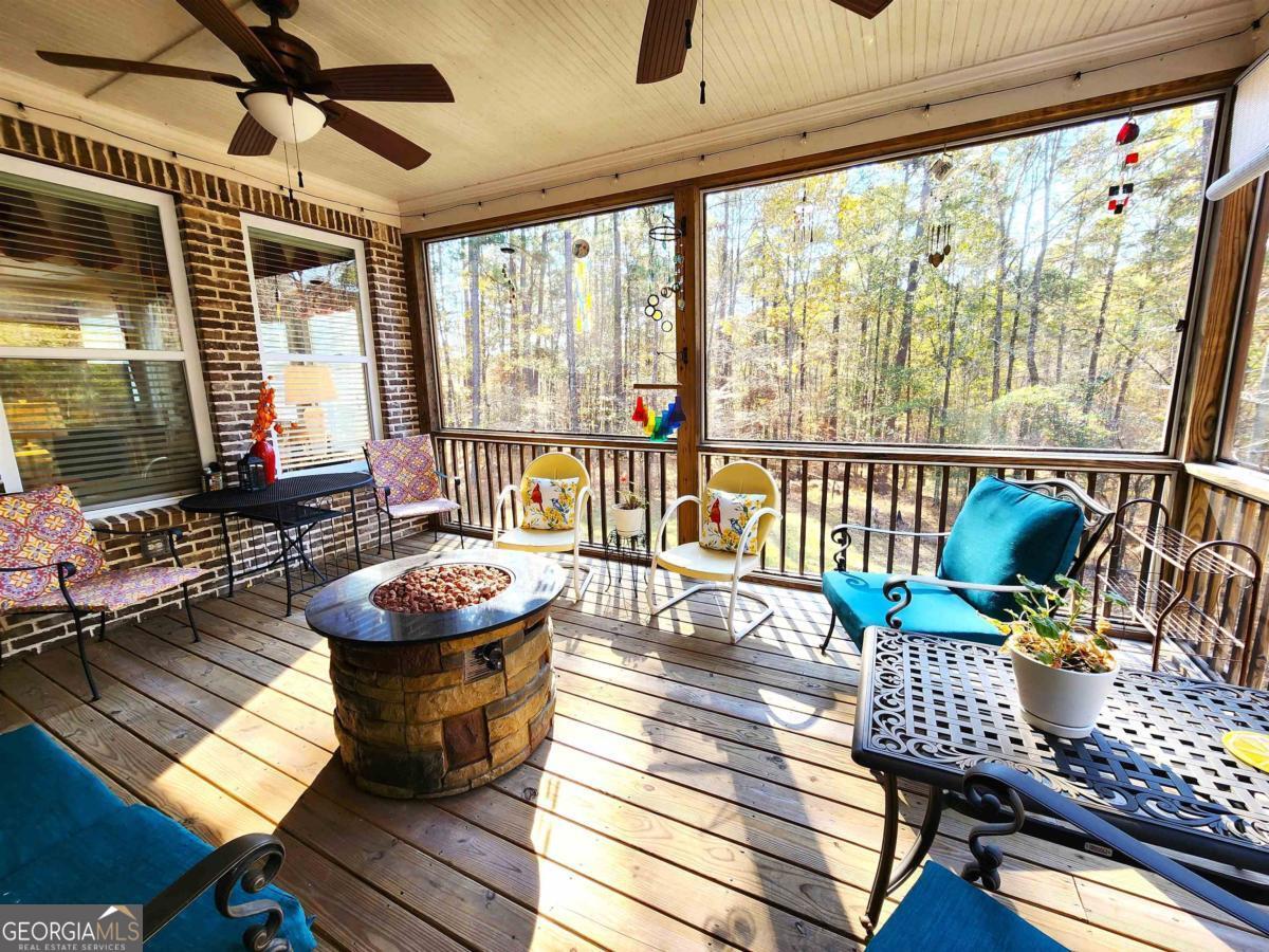 1091 Bouldercrest Way Greensboro GA 30642