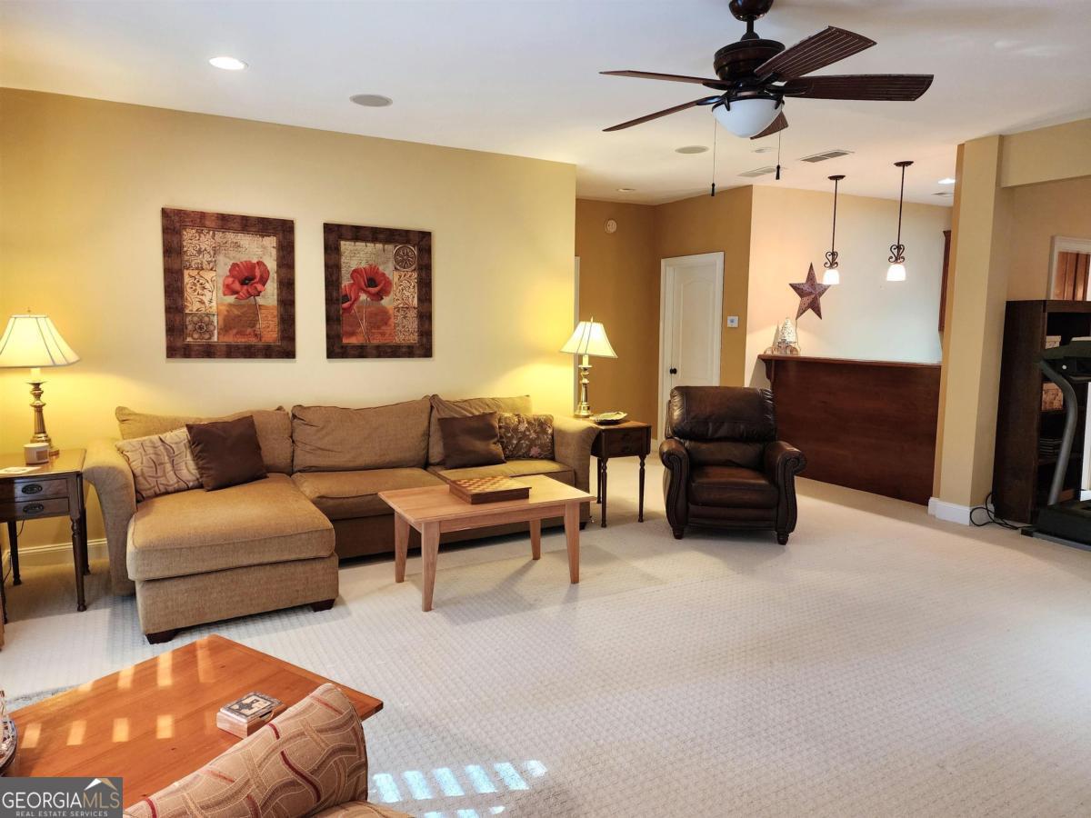 1091 Bouldercrest Way Greensboro GA 30642