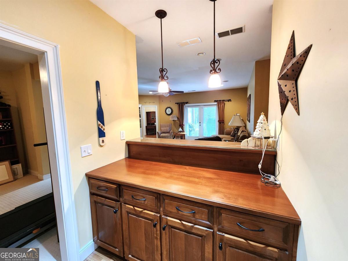 1091 Bouldercrest Way Greensboro GA 30642