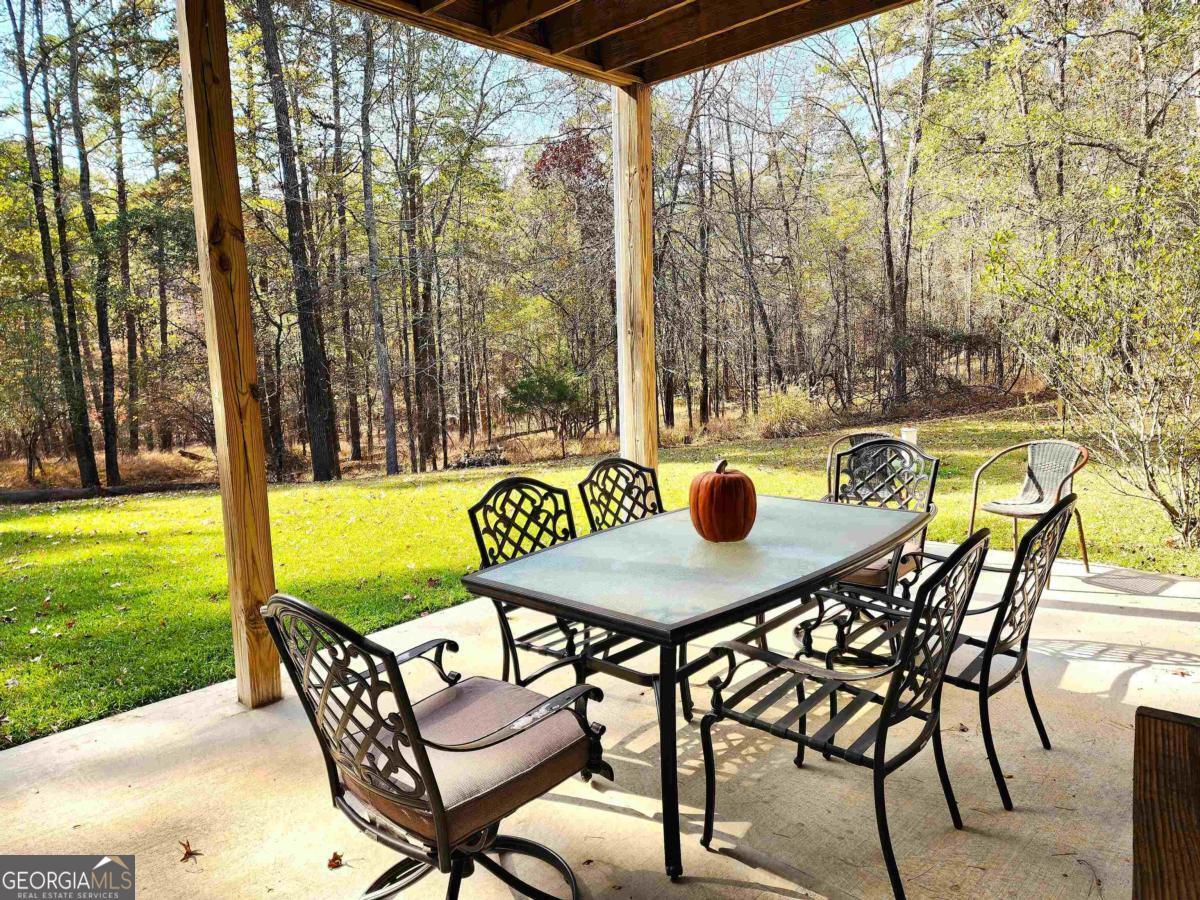 1091 Bouldercrest Way Greensboro GA 30642