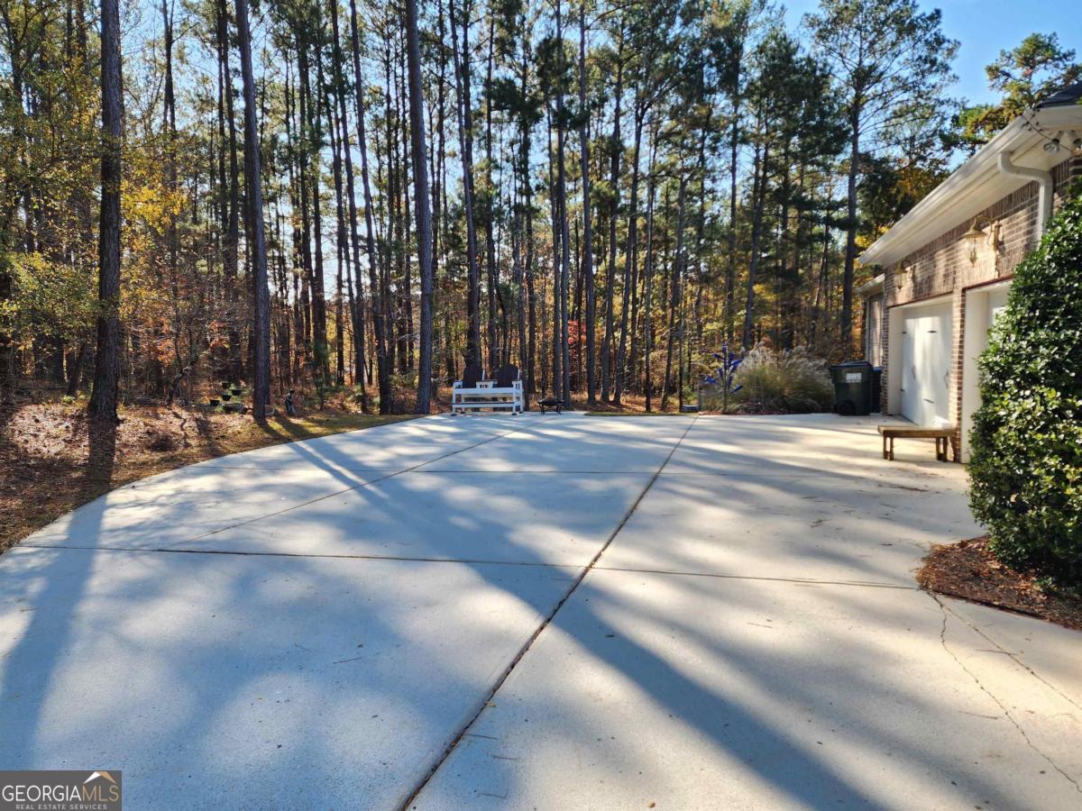 1091 Bouldercrest Way Greensboro GA 30642