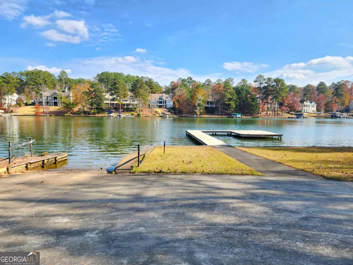 1091 Bouldercrest Way Greensboro GA 30642