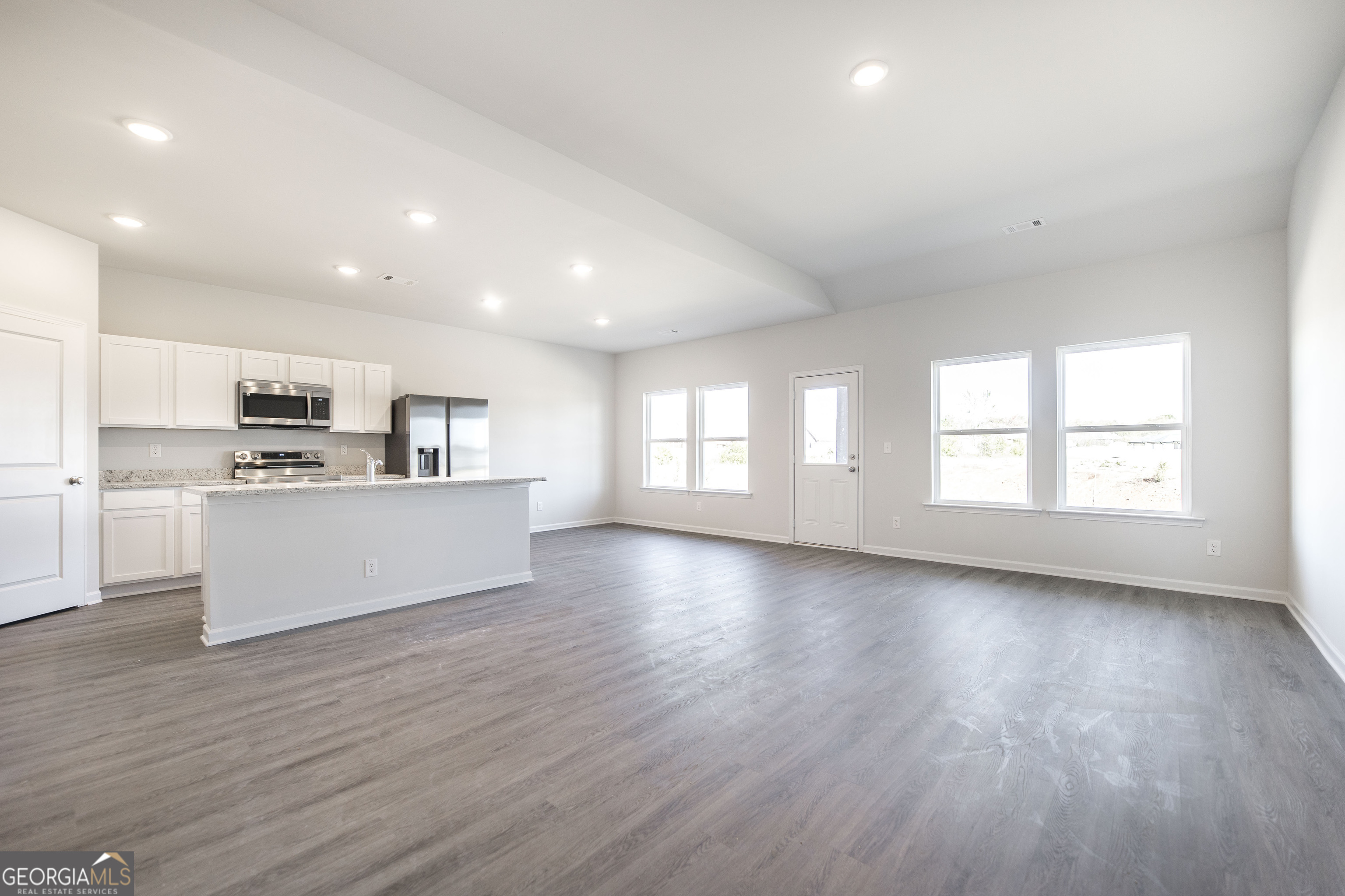 102 Monroe Court Byron GA 31008