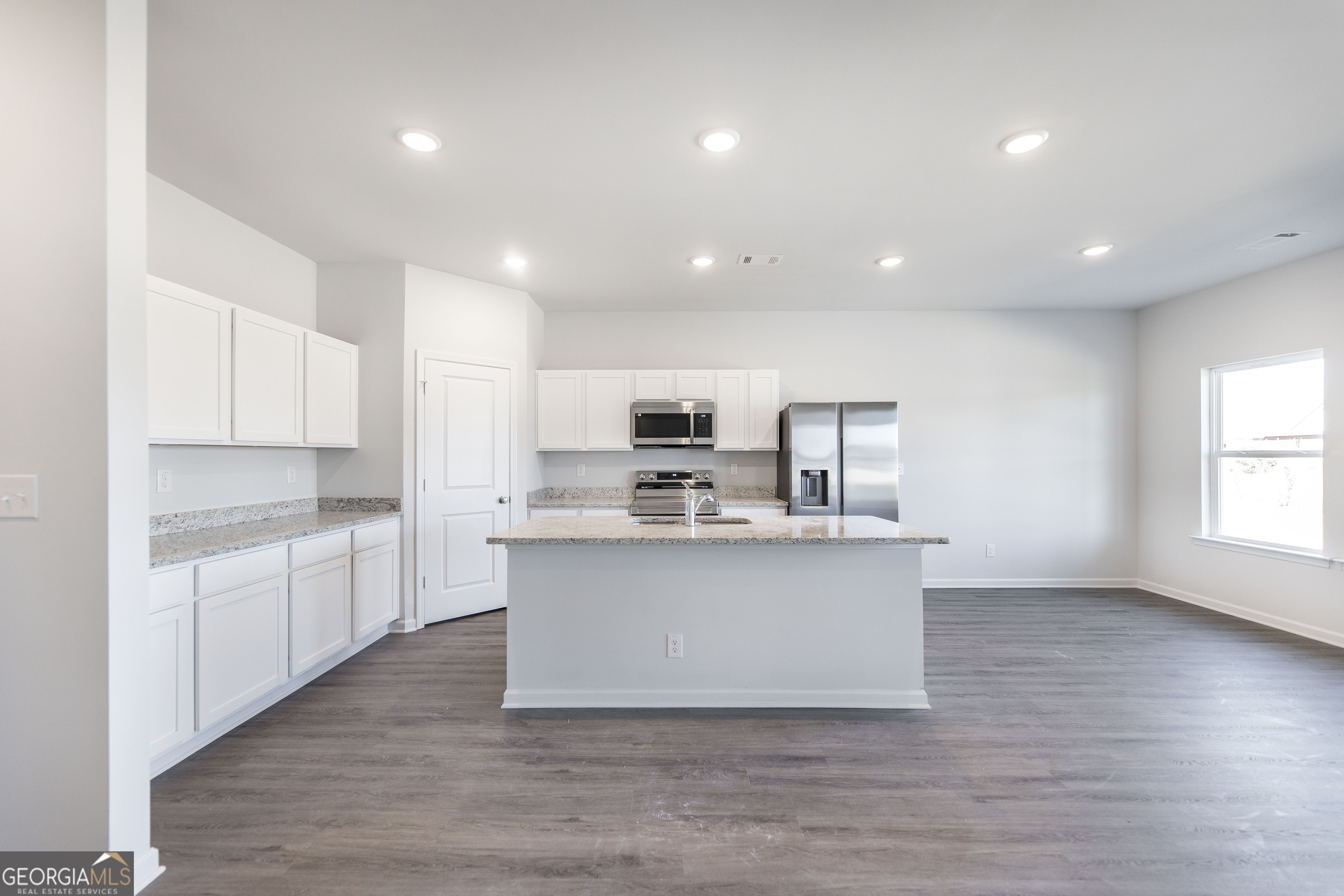 102 Monroe Court Byron GA 31008