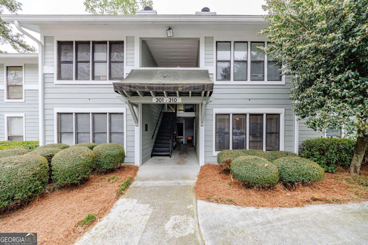 303 Summit North Drive NE Atlanta GA 30324
