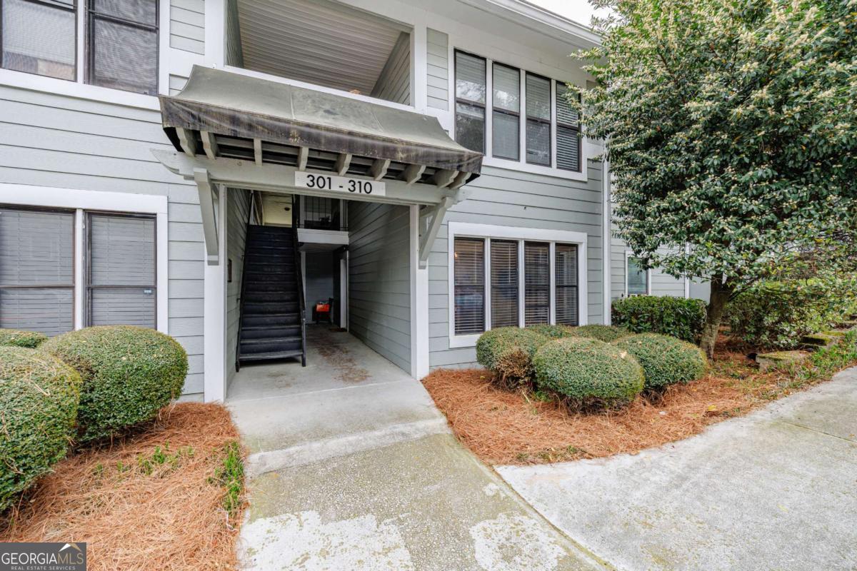 303 Summit North Drive NE Atlanta GA 30324