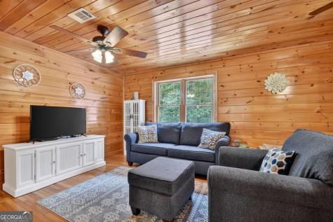 2587 Goose Island Road Cherry Log GA 30522