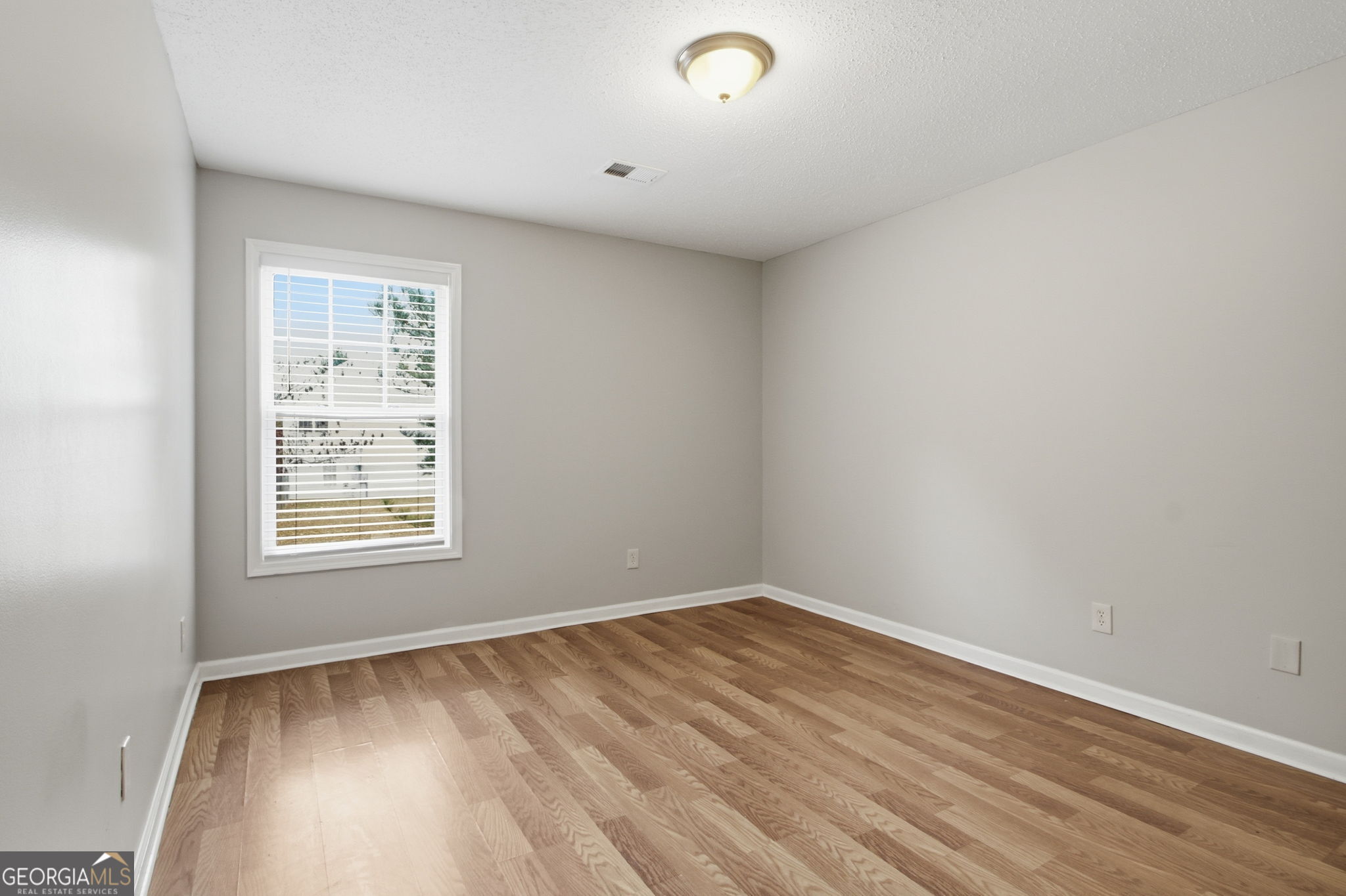 1593 Willow Wood Trace Atlanta GA 30349