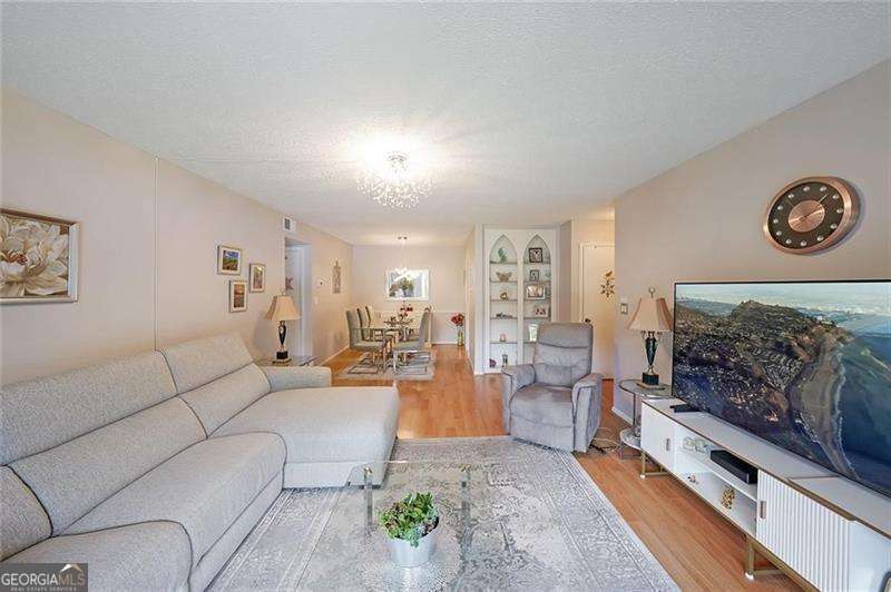 6851 Roswell Road Atlanta GA 30328
