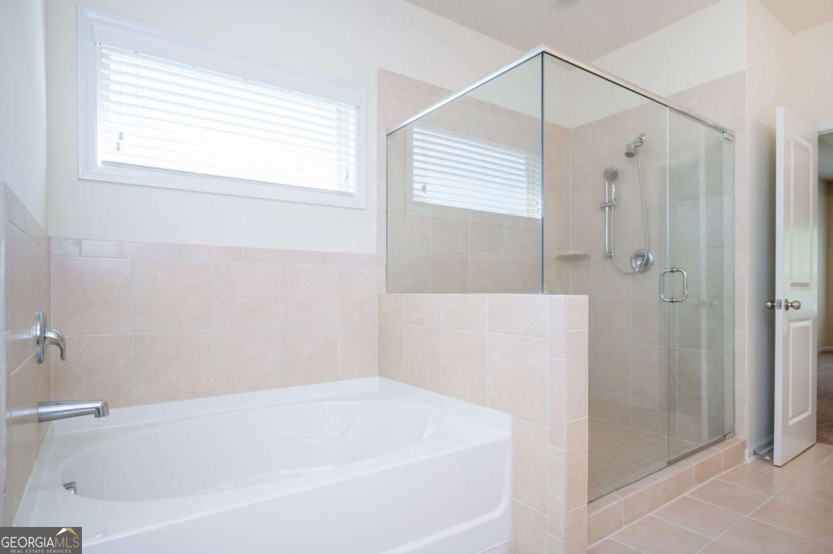 228 Gallant Fox Way Acworth GA 30102