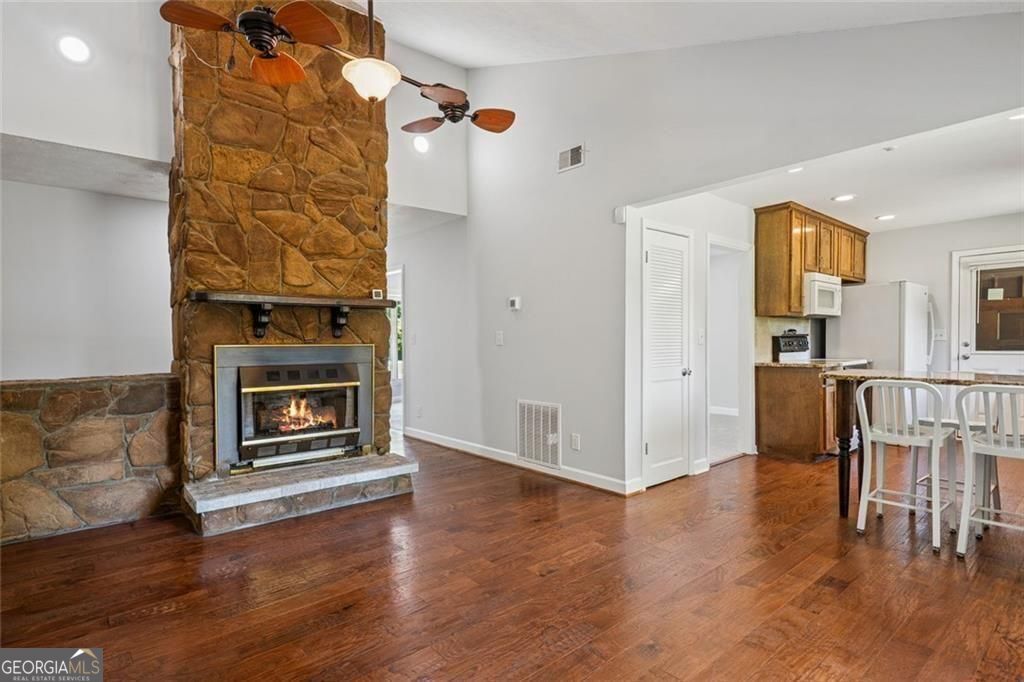 12 Windsor Way Newnan GA 30263