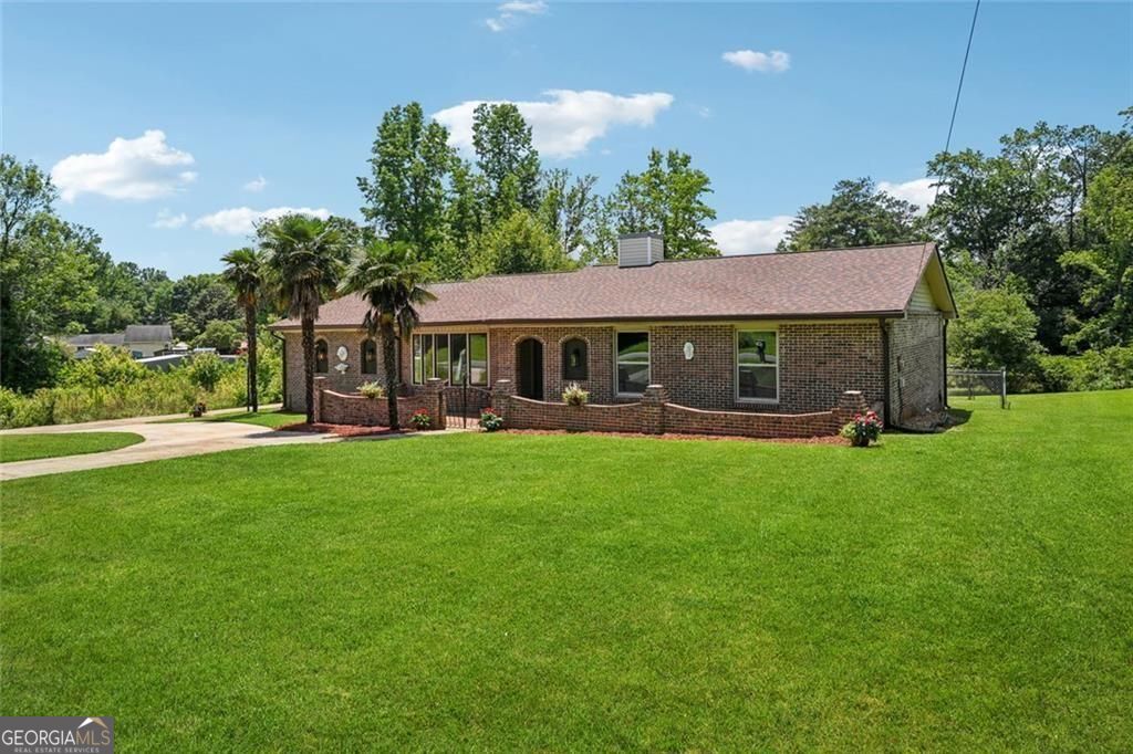 12 Windsor Way Newnan GA 30263