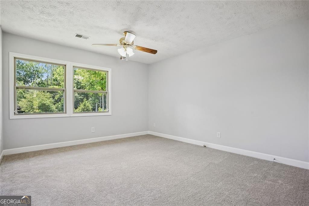 12 Windsor Way Newnan GA 30263