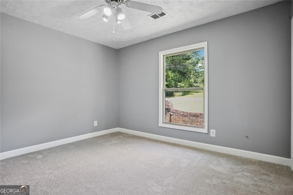 12 Windsor Way Newnan GA 30263