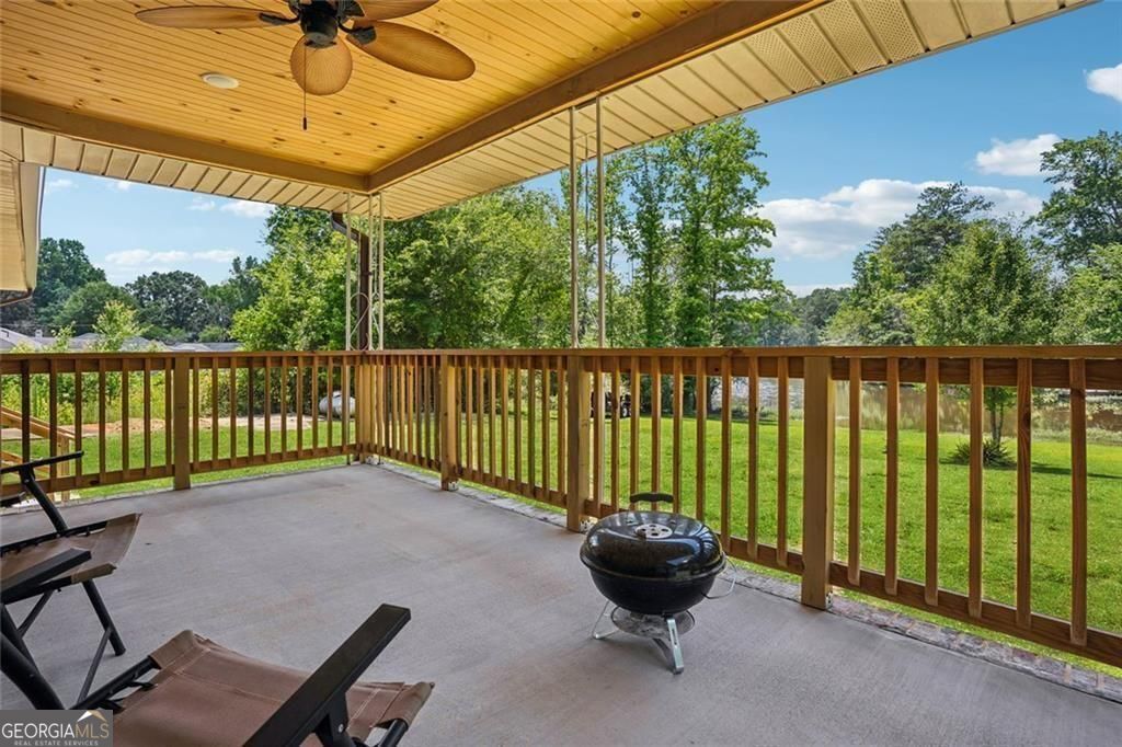 12 Windsor Way Newnan GA 30263