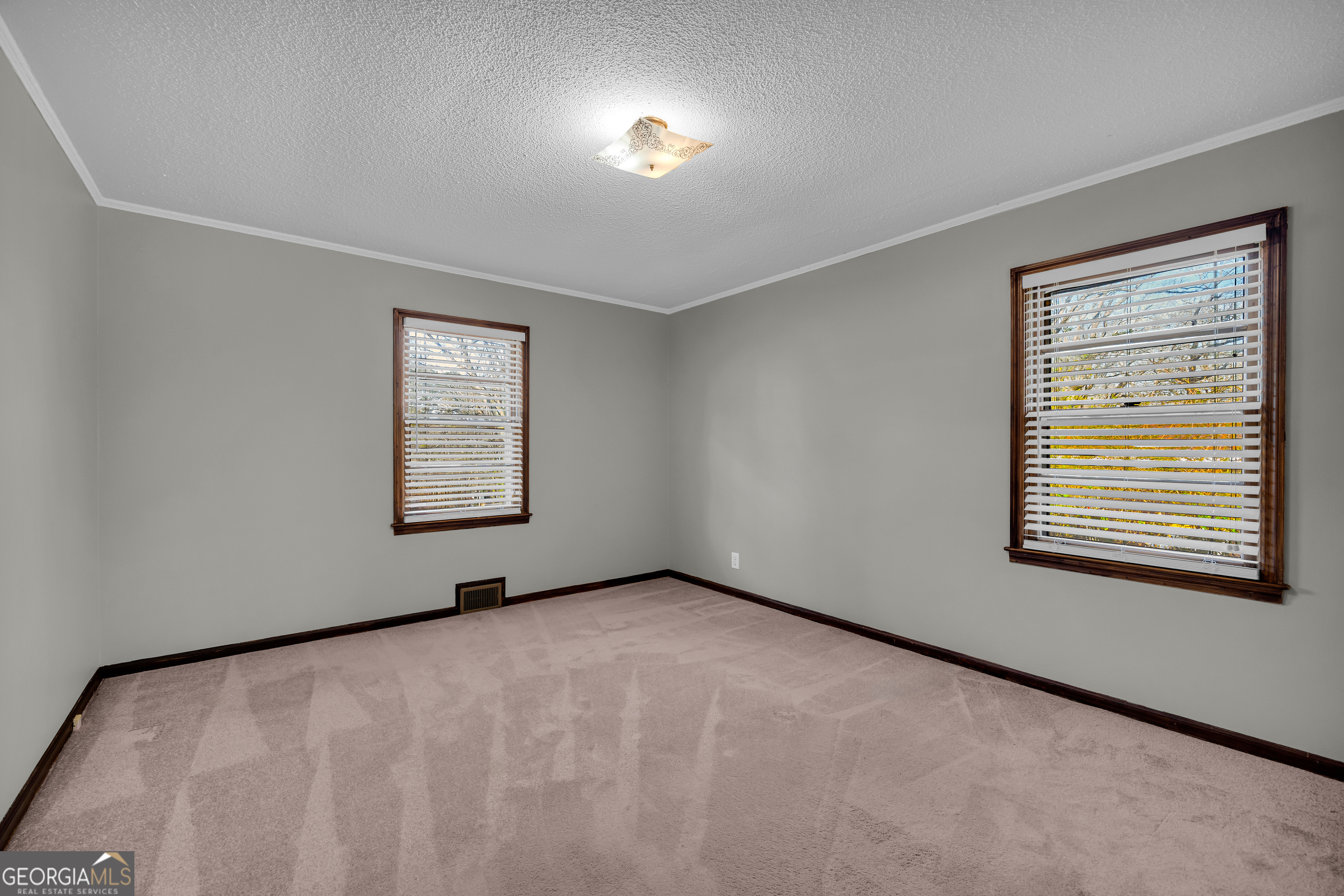 93 Hickory Circle Toccoa GA 30577