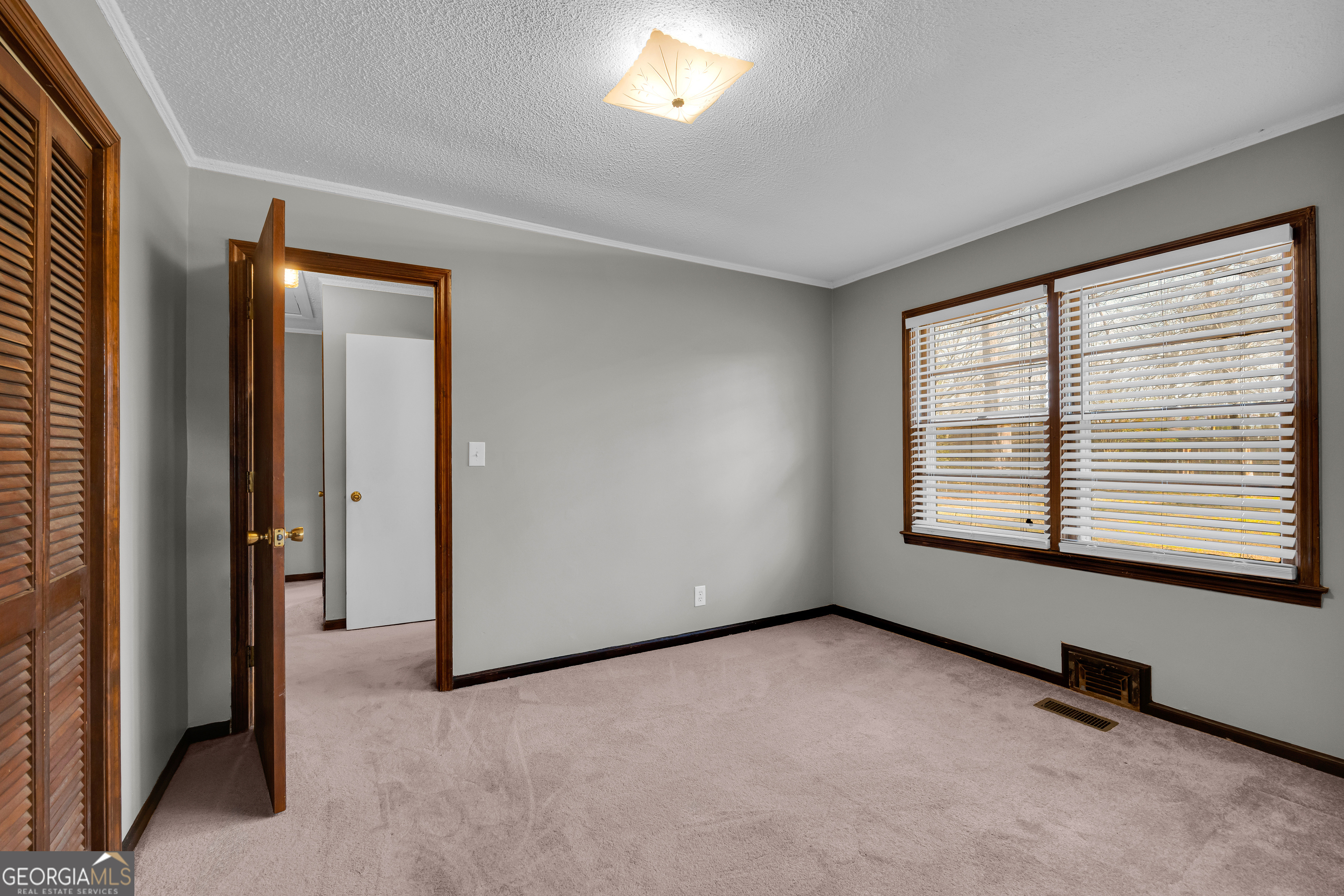 93 Hickory Circle Toccoa GA 30577