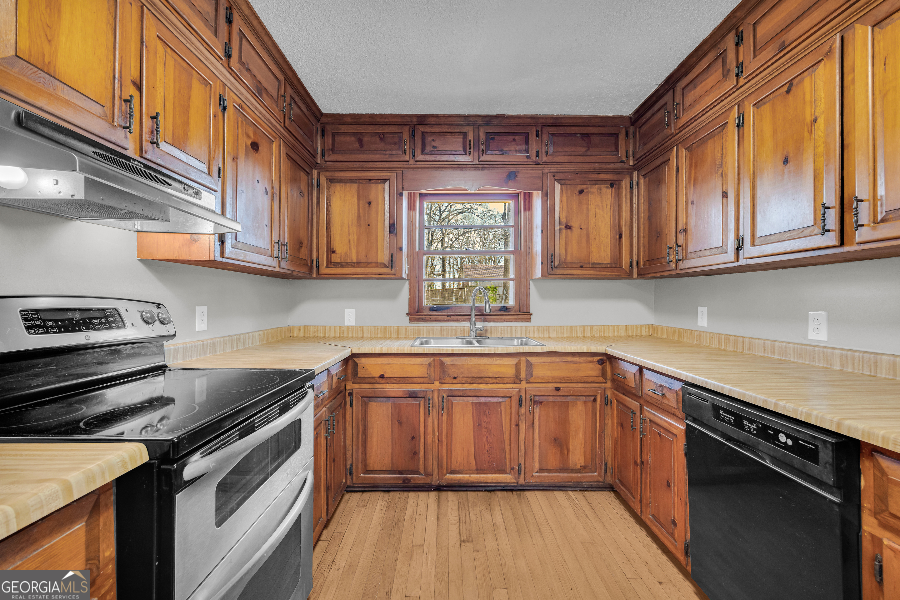 93 Hickory Circle Toccoa GA 30577